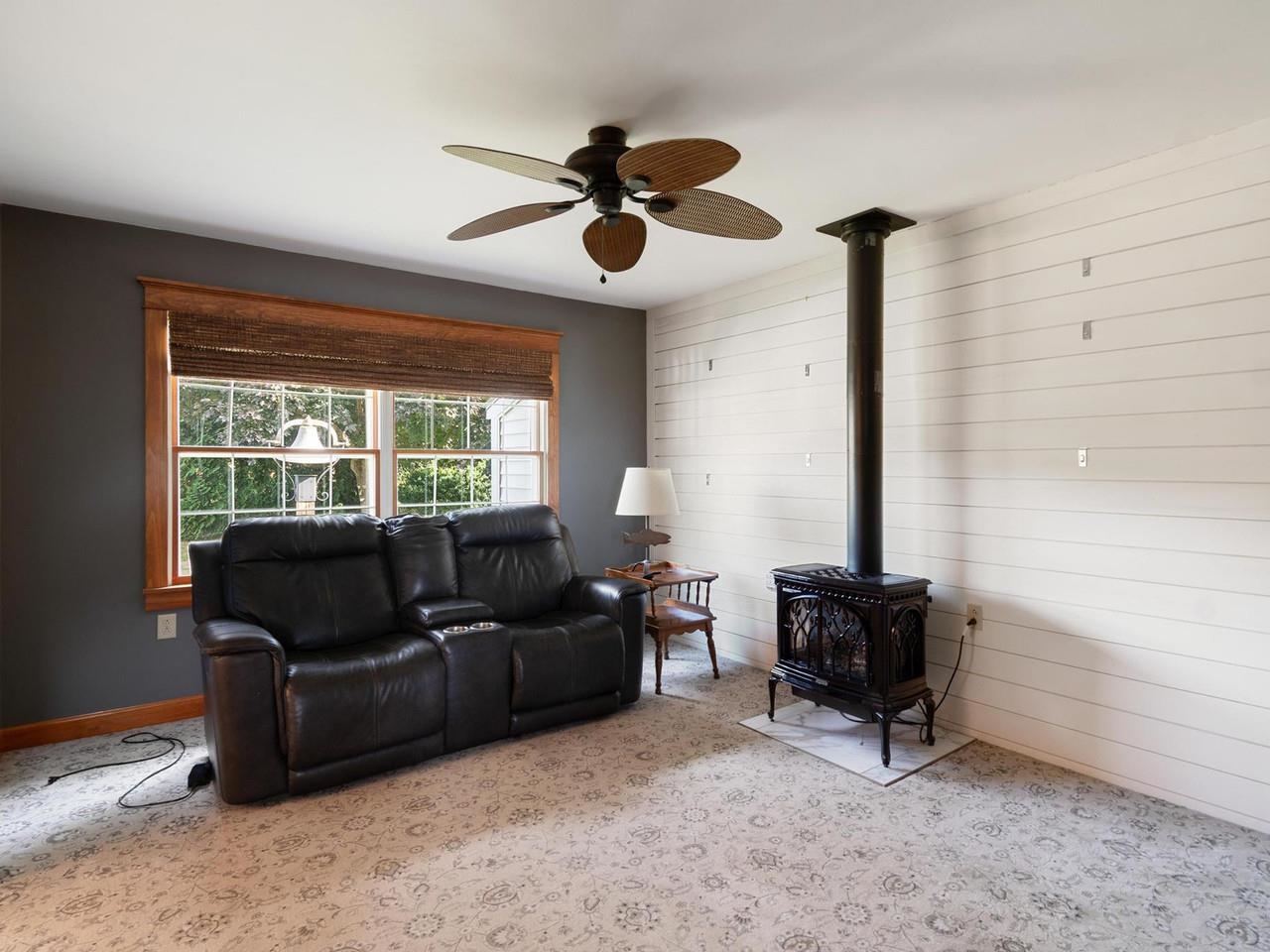 8 Green Meadow Acres Property Photo 6