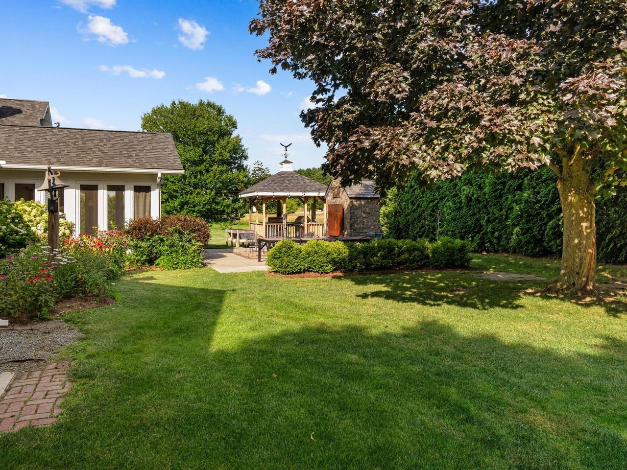 8 Green Meadow Acres Property Photo 47