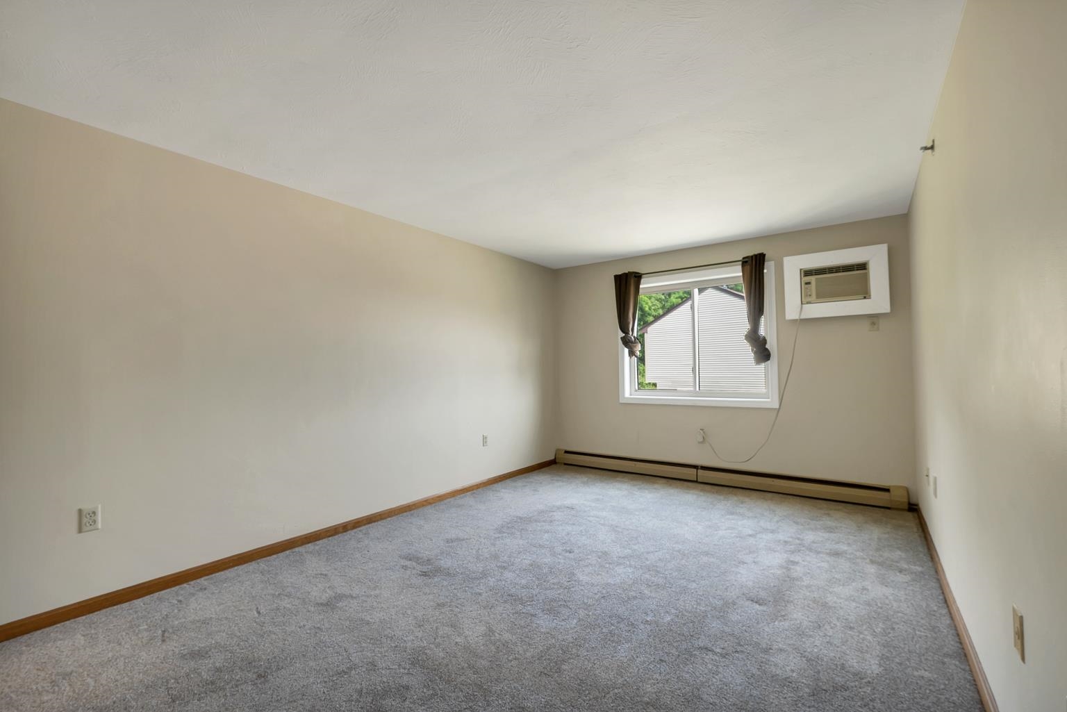 28 Tideview Drive Property Photo 13