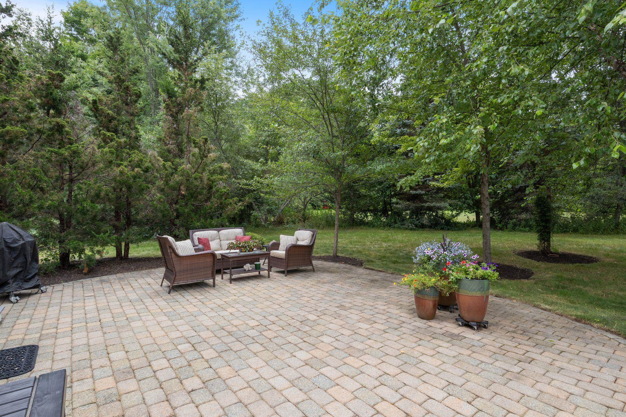 18 Haines Brook Farm Lane Property Photo 5