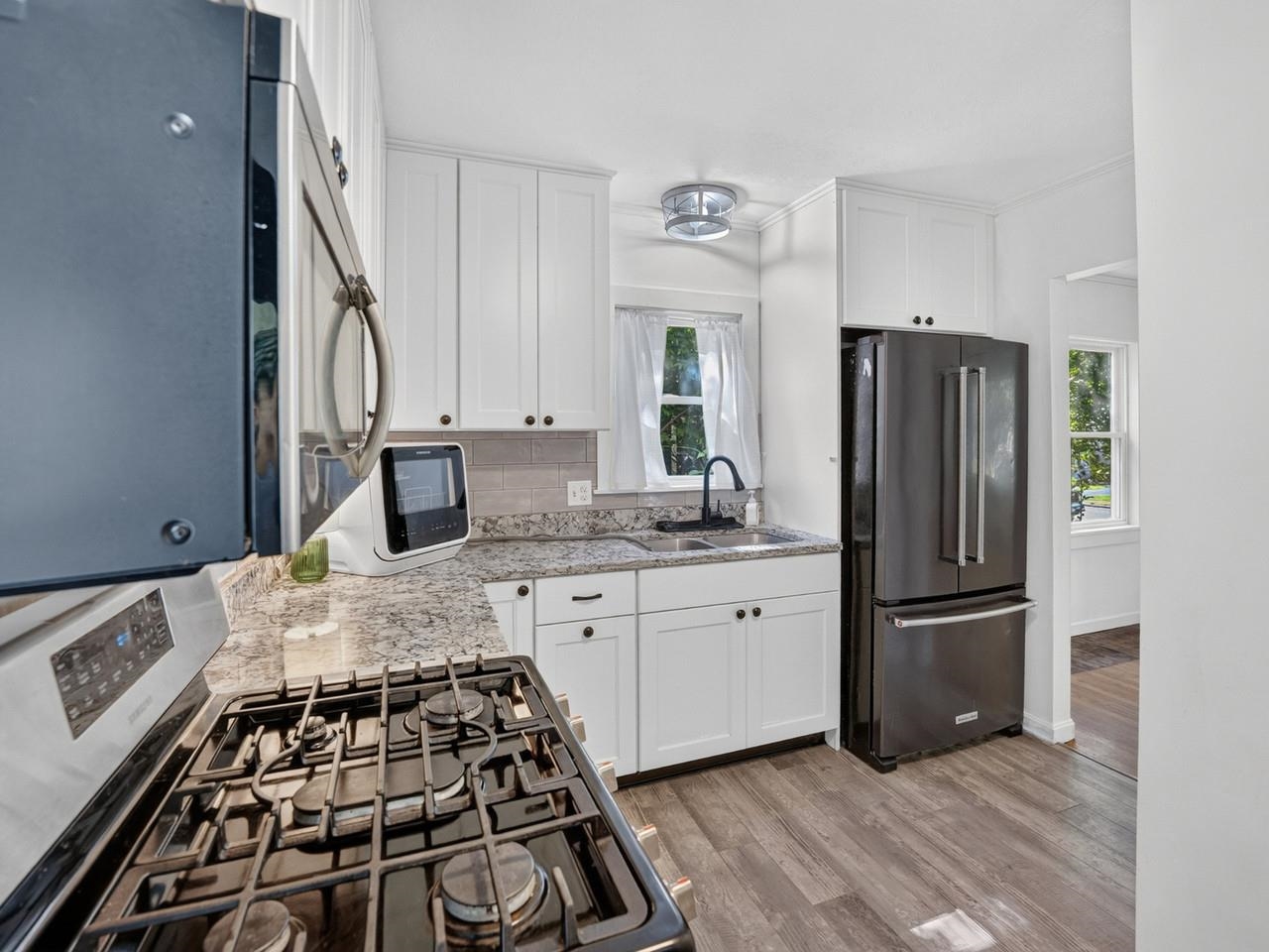 131 Iroquois Avenue Property Photo 11