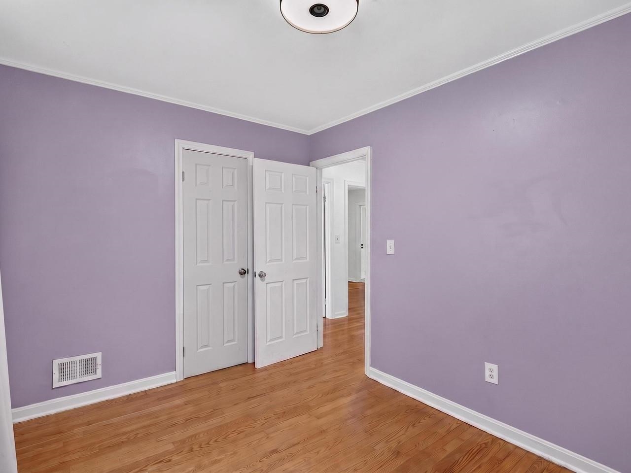 131 Iroquois Avenue Property Photo 27