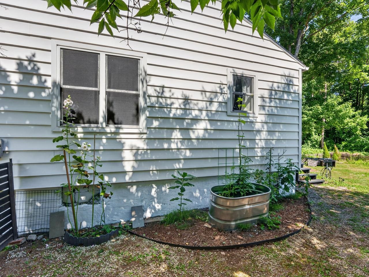 131 Iroquois Avenue Property Photo 33