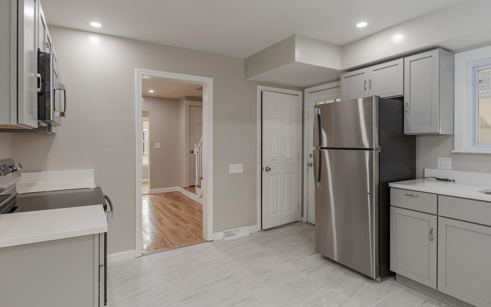 345 Marlboro Street Property Photo 6