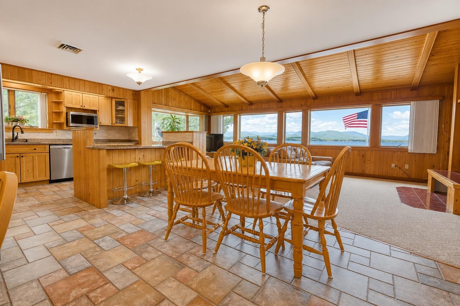 52 Long Sands Road Property Photo 19