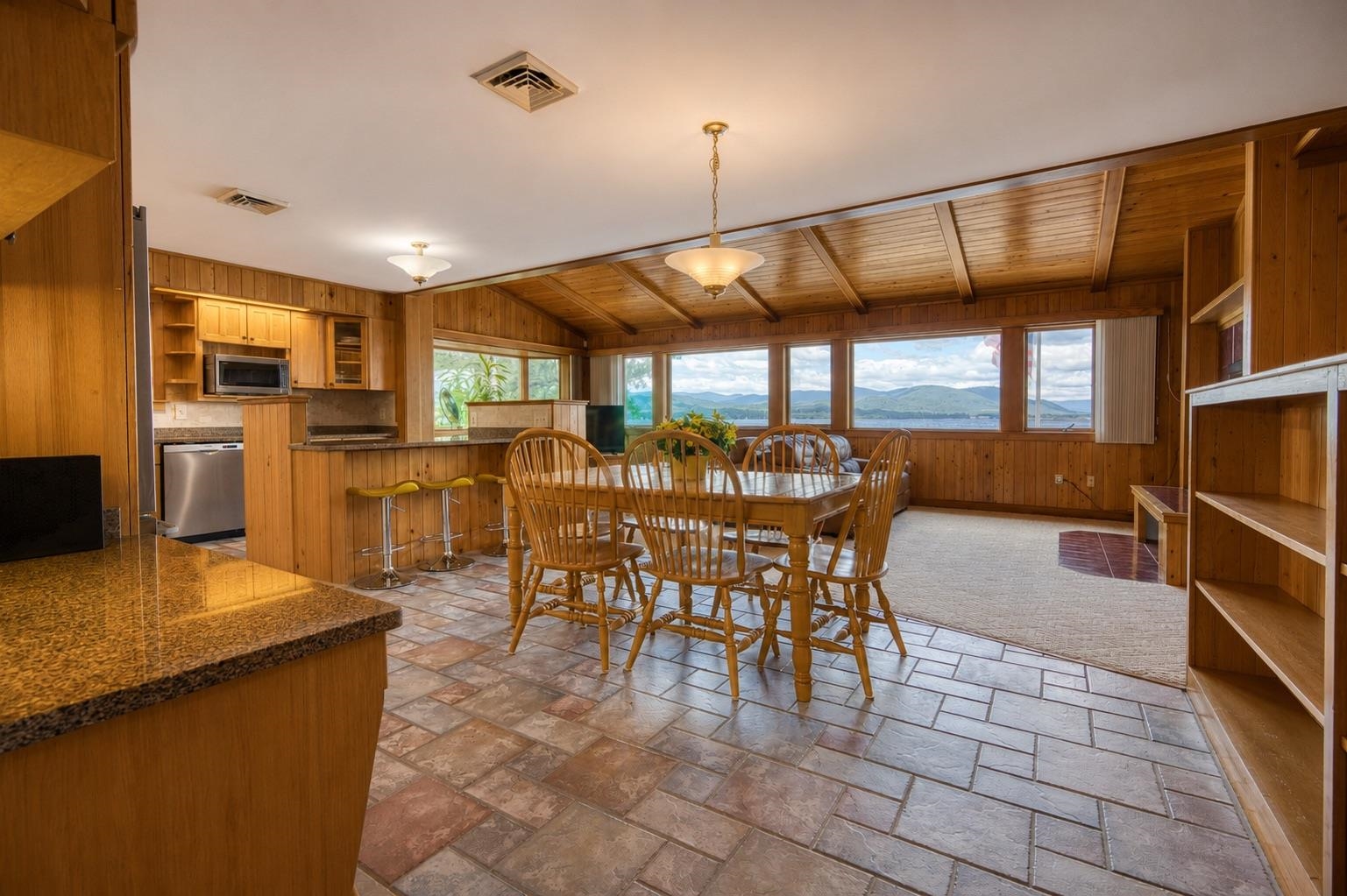 52 Long Sands Road Property Photo 20