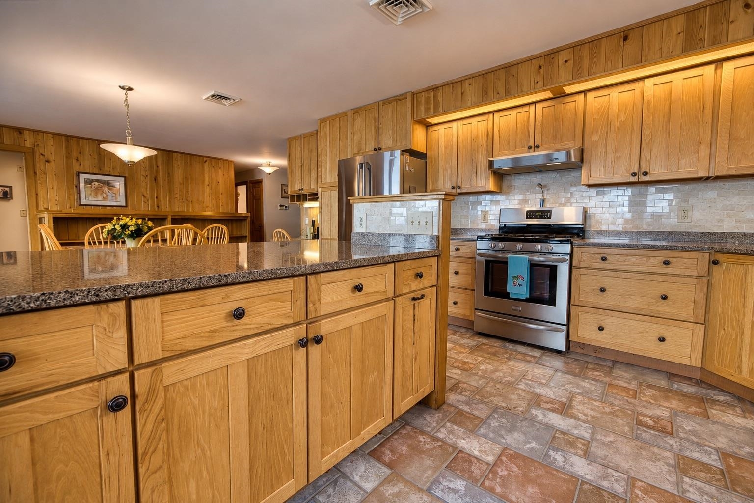52 Long Sands Road Property Photo 24
