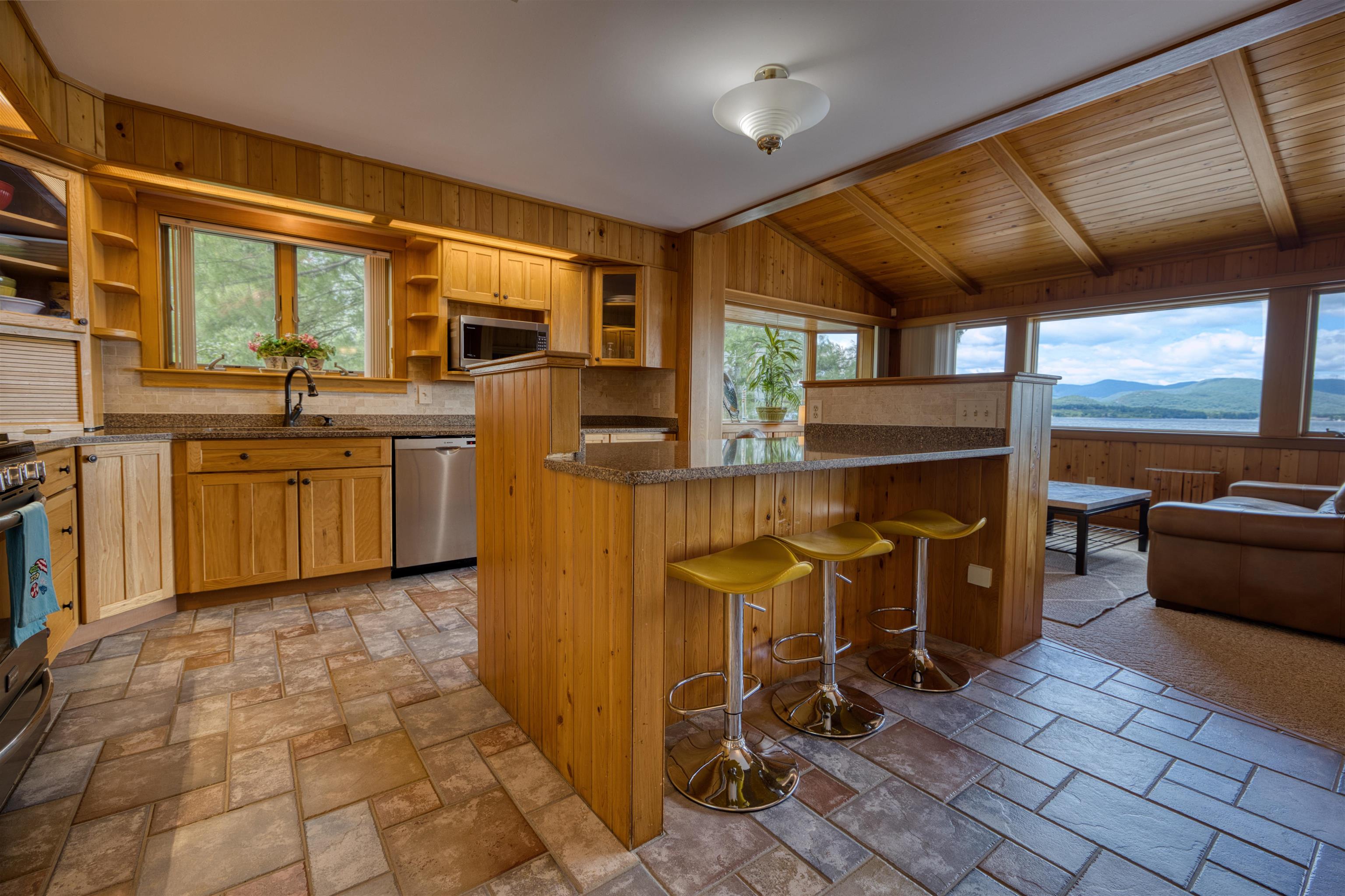52 Long Sands Road Property Photo 27