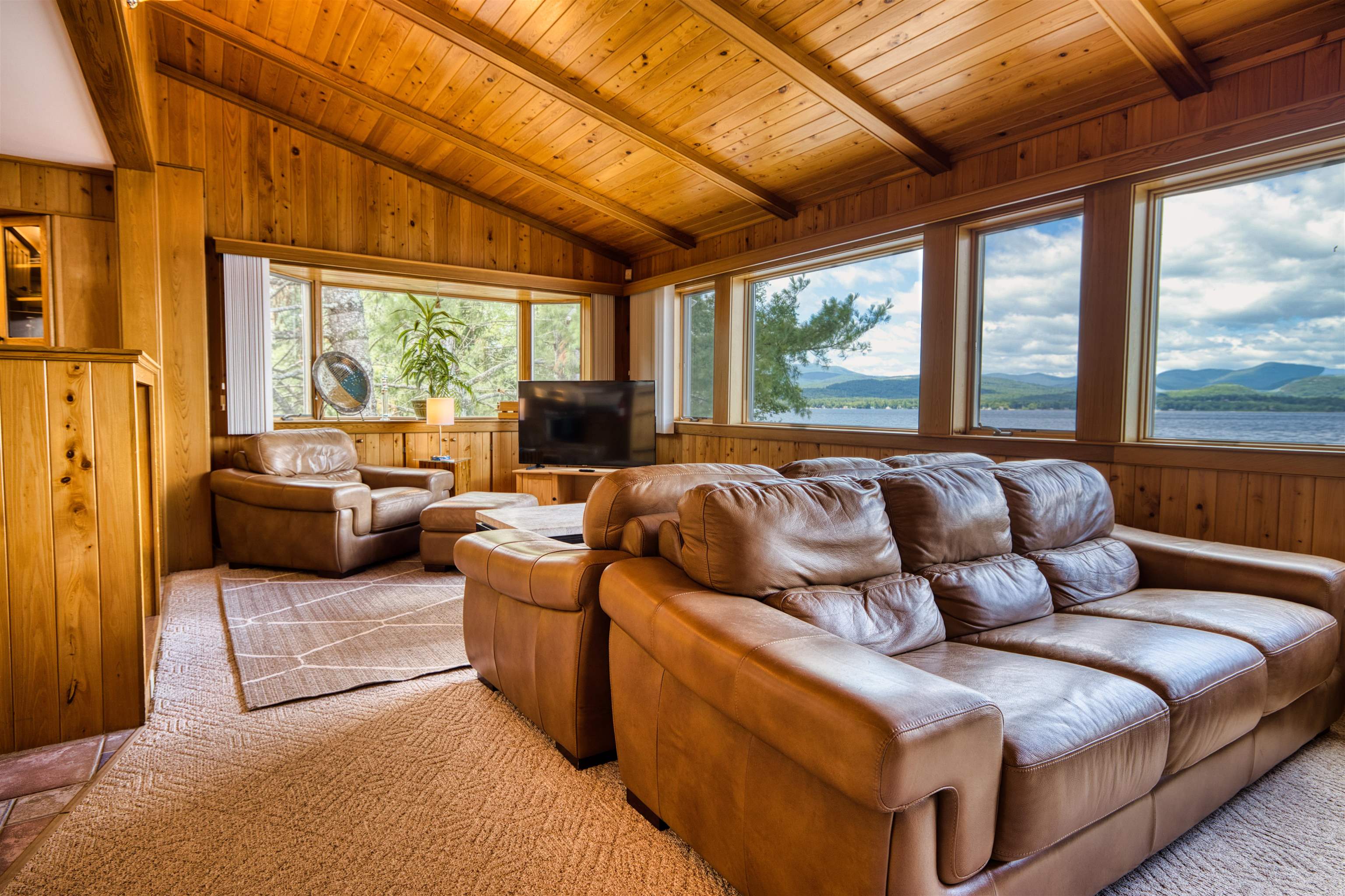 52 Long Sands Road Property Photo 28