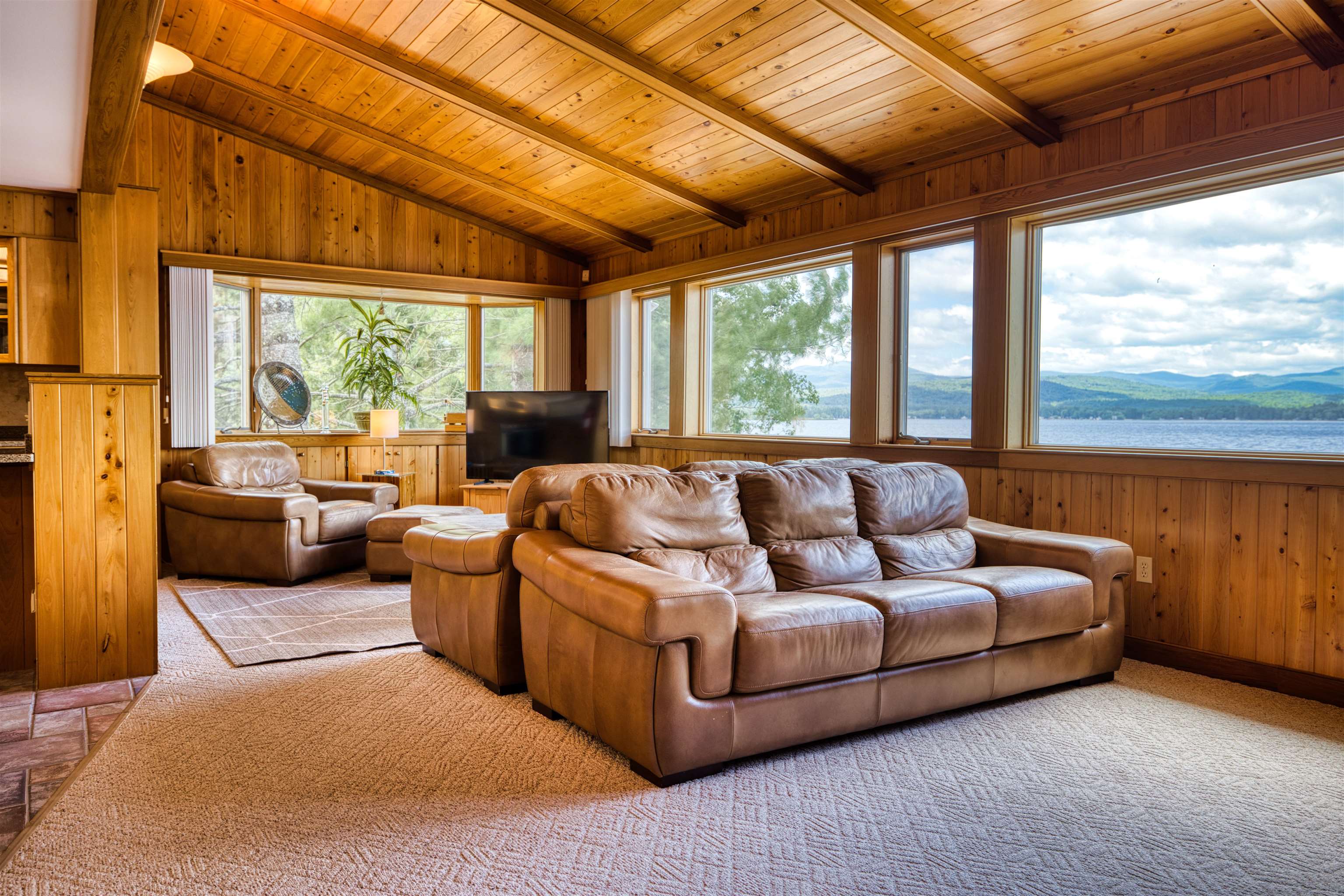 52 Long Sands Road Property Photo 32