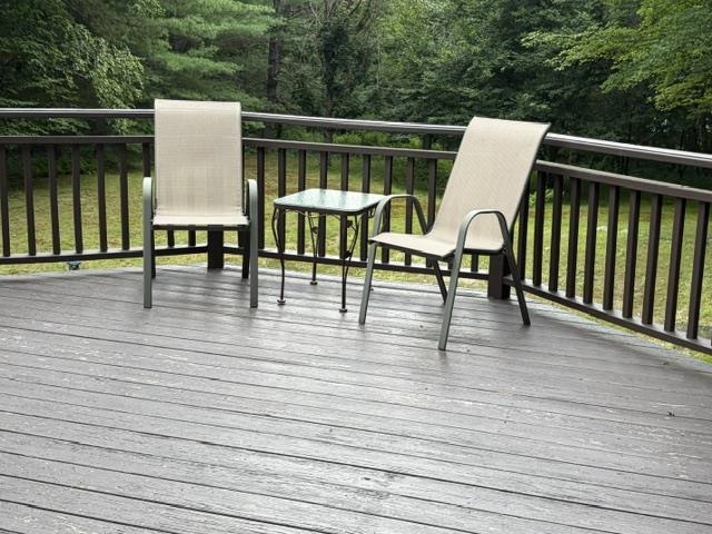 5 Mcenroe Drive Property Photo 23