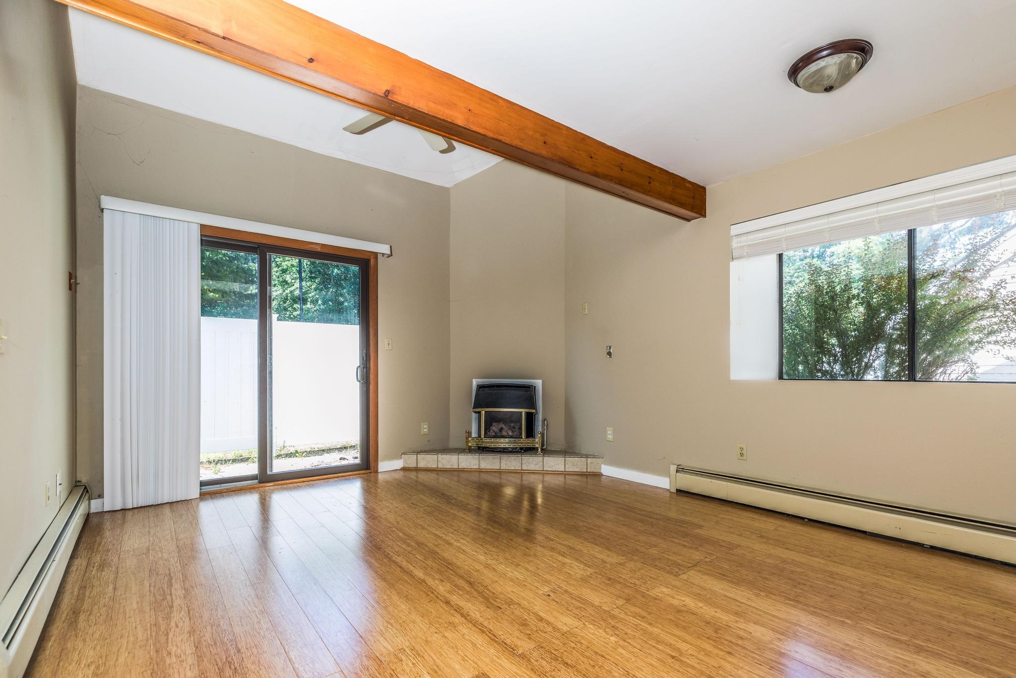 14 Franklin Heights Property Photo 6