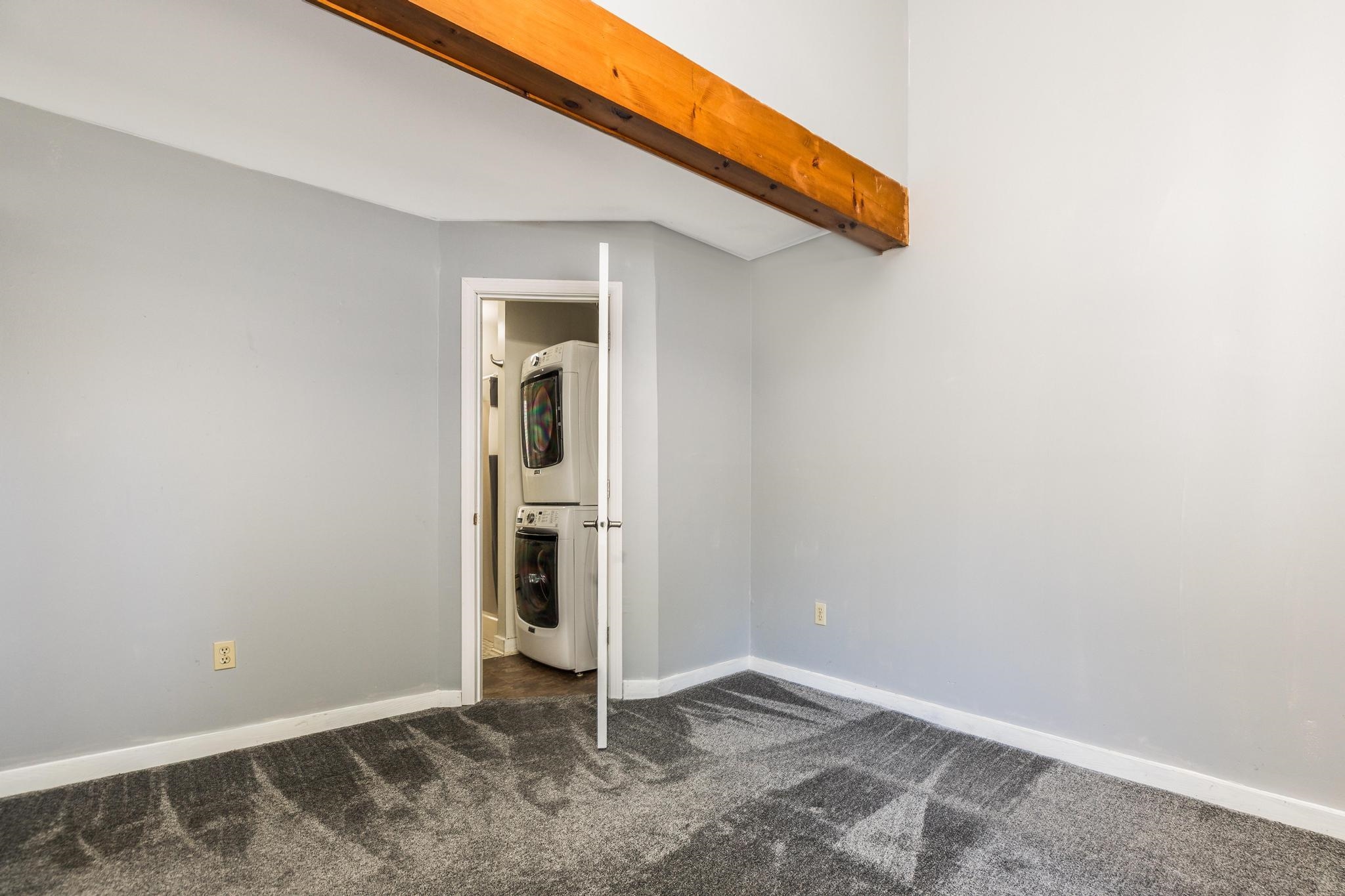 14 Franklin Heights Property Photo 18
