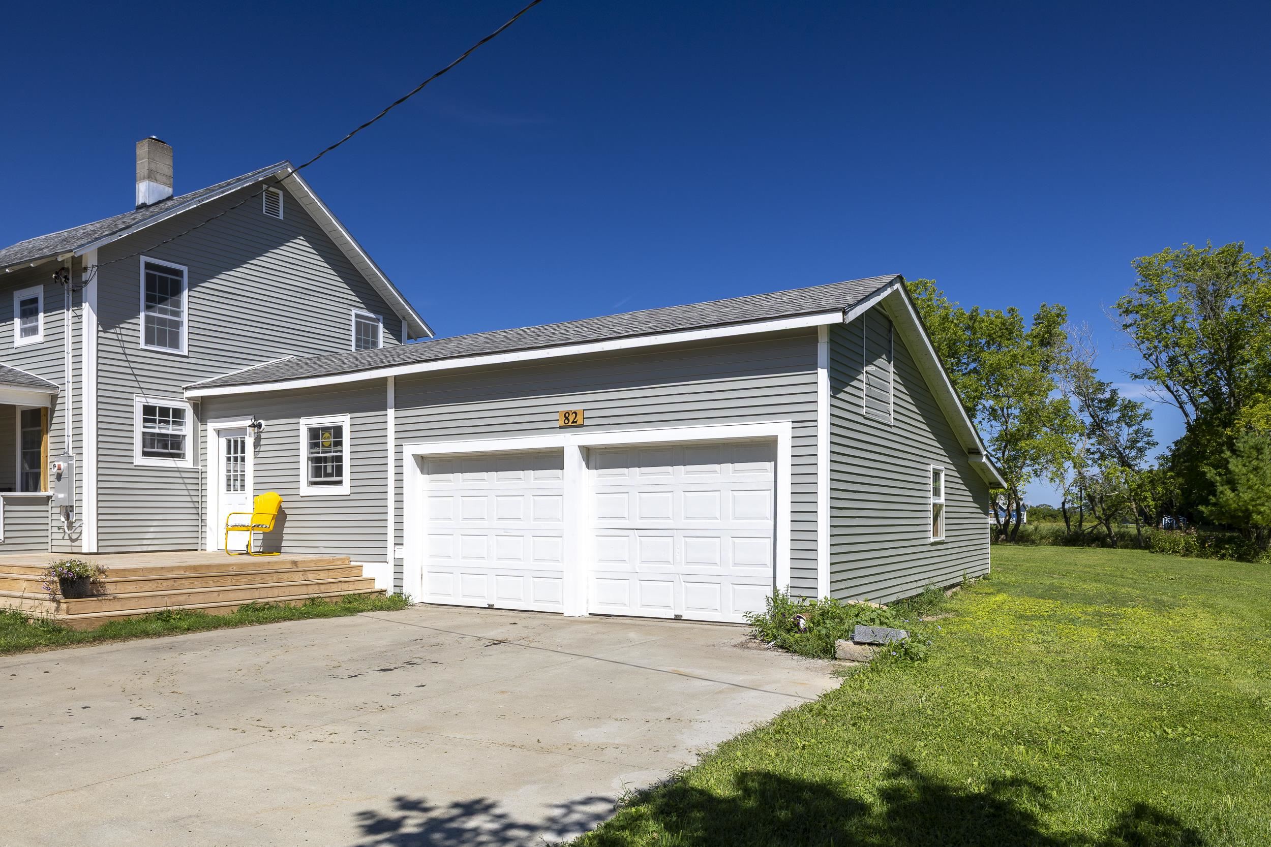 82 Allen Road Property Photo 4