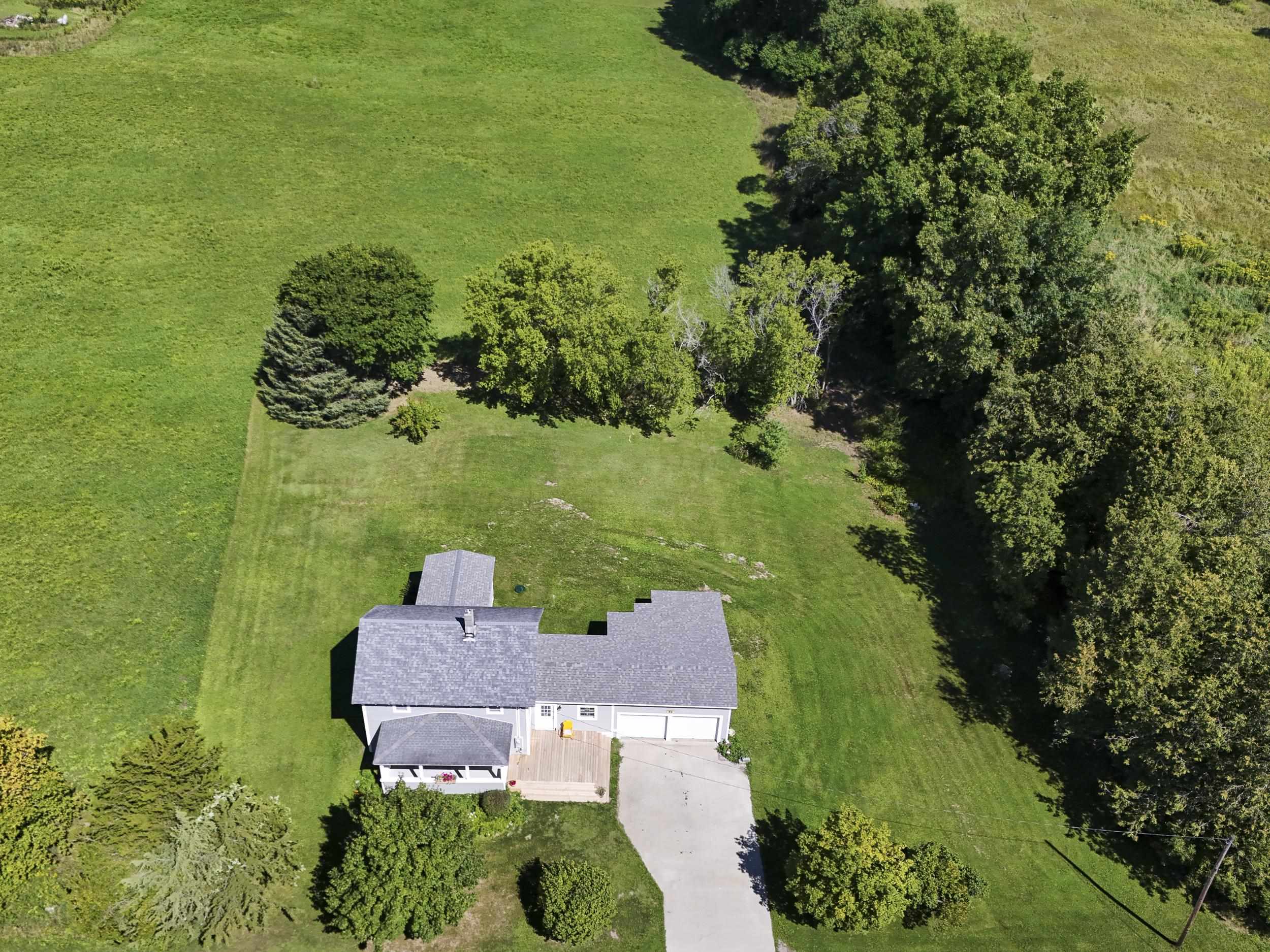82 Allen Road Property Photo 6