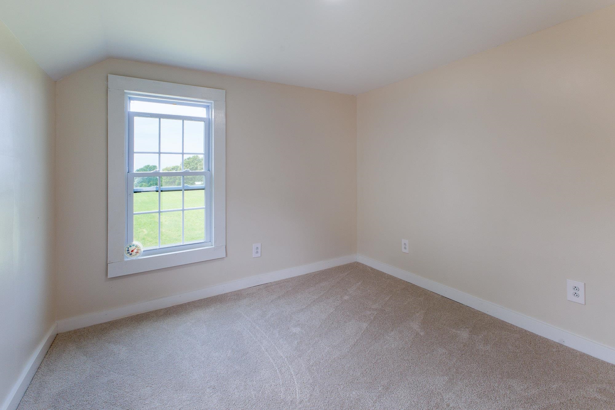 82 Allen Road Property Photo 37