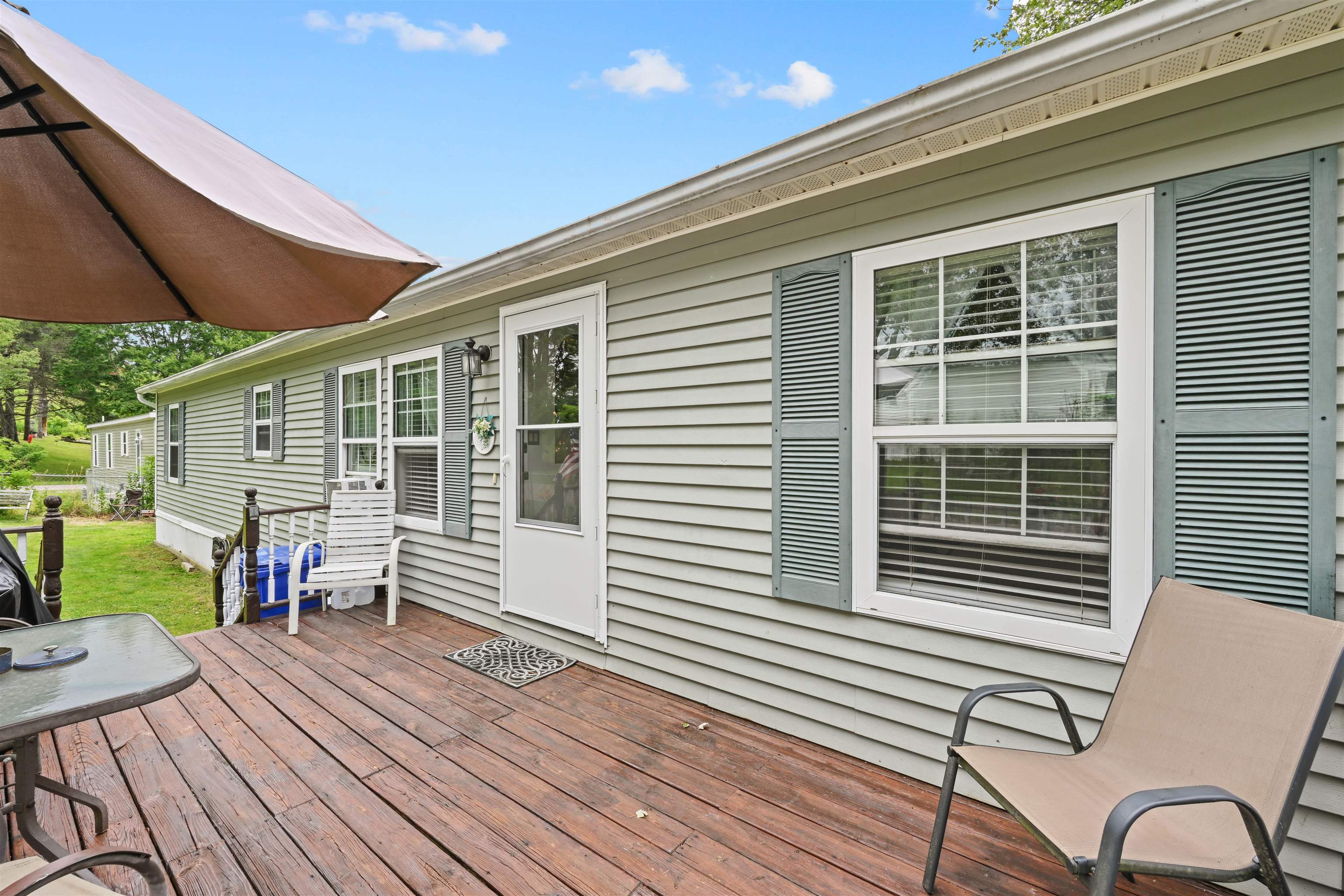 92 Hilltop Circle Property Photo 1