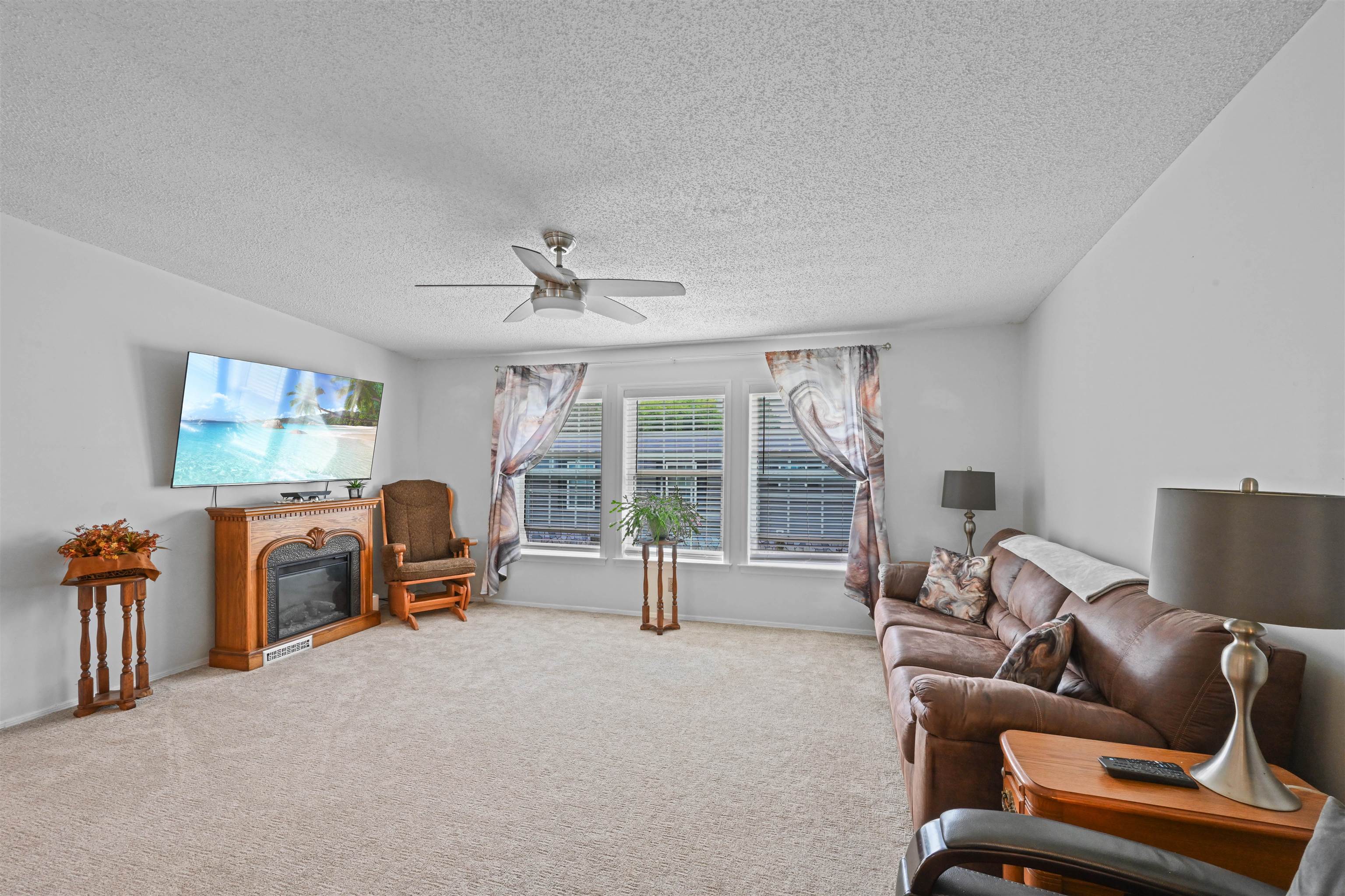 92 Hilltop Circle Property Photo 15