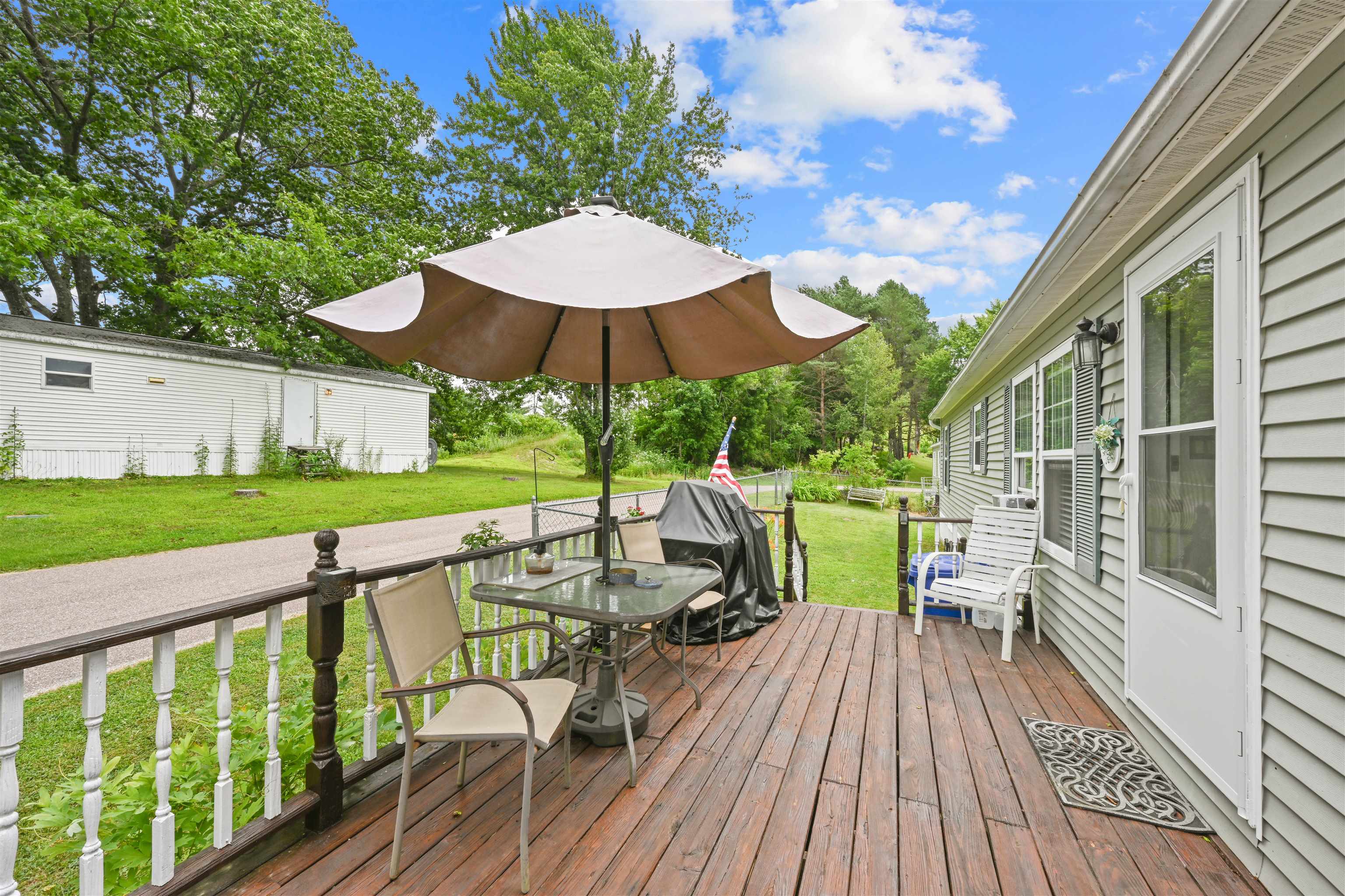 92 Hilltop Circle Property Photo 24
