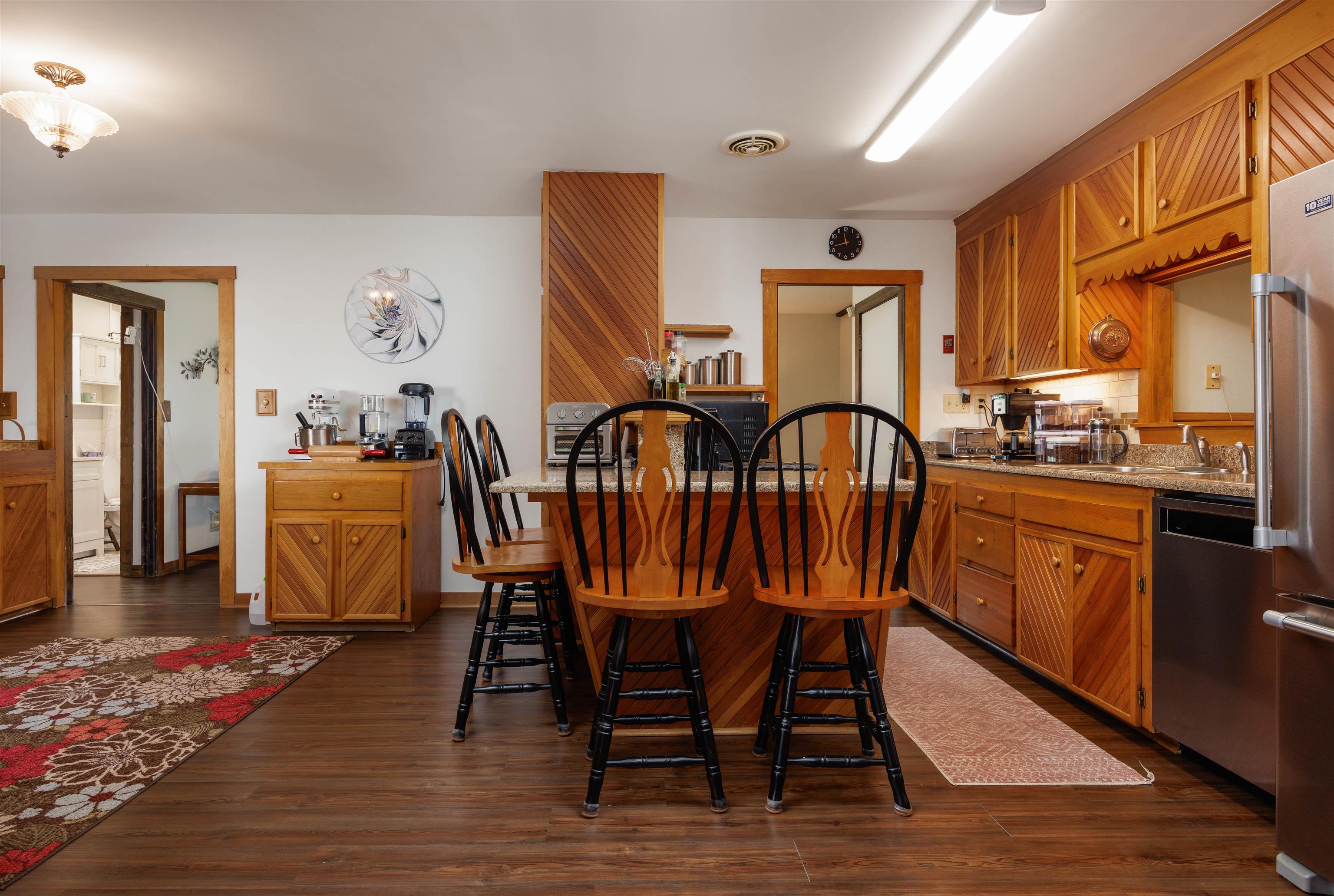 9 Placid Square Property Photo 8