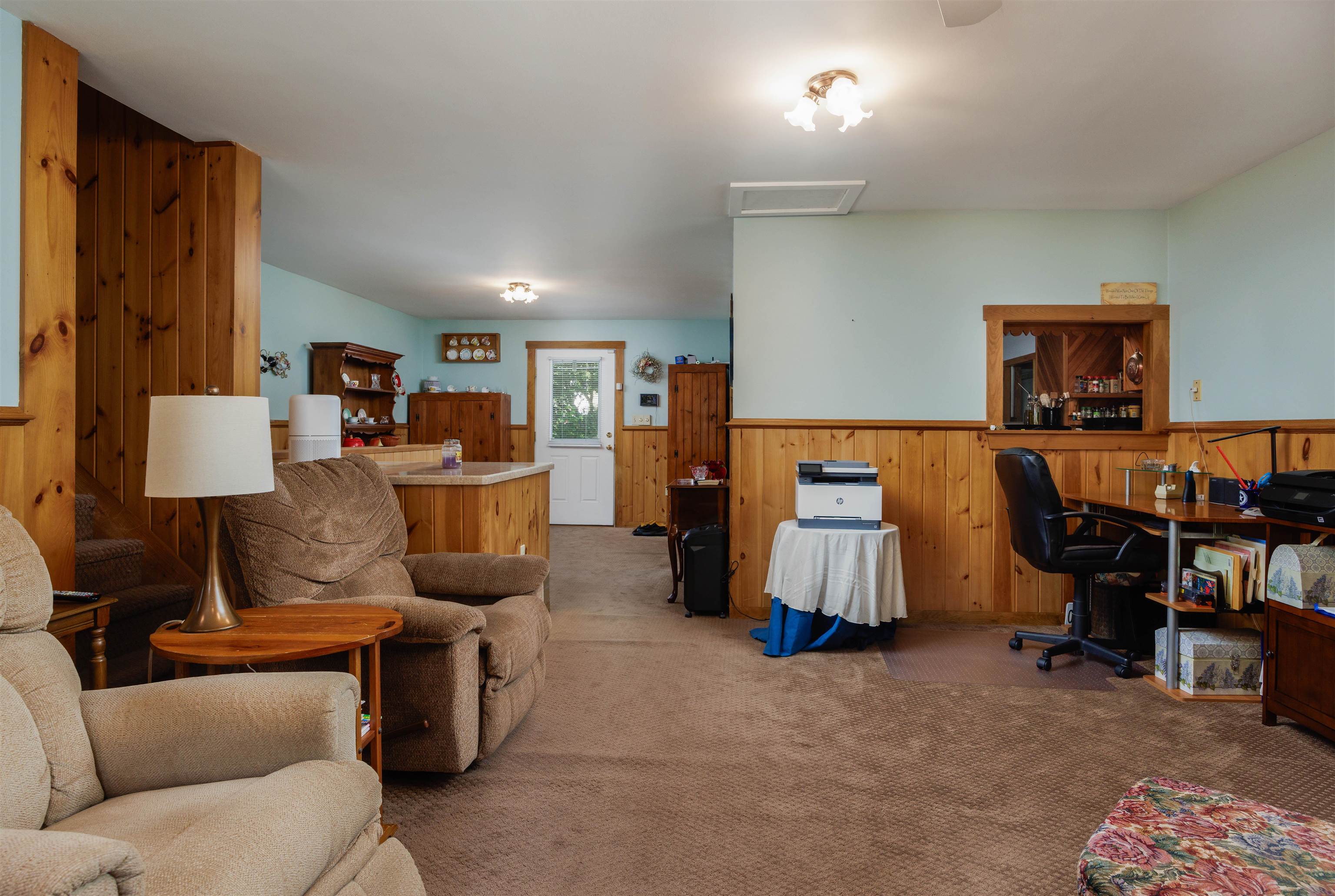 9 Placid Square Property Photo 20