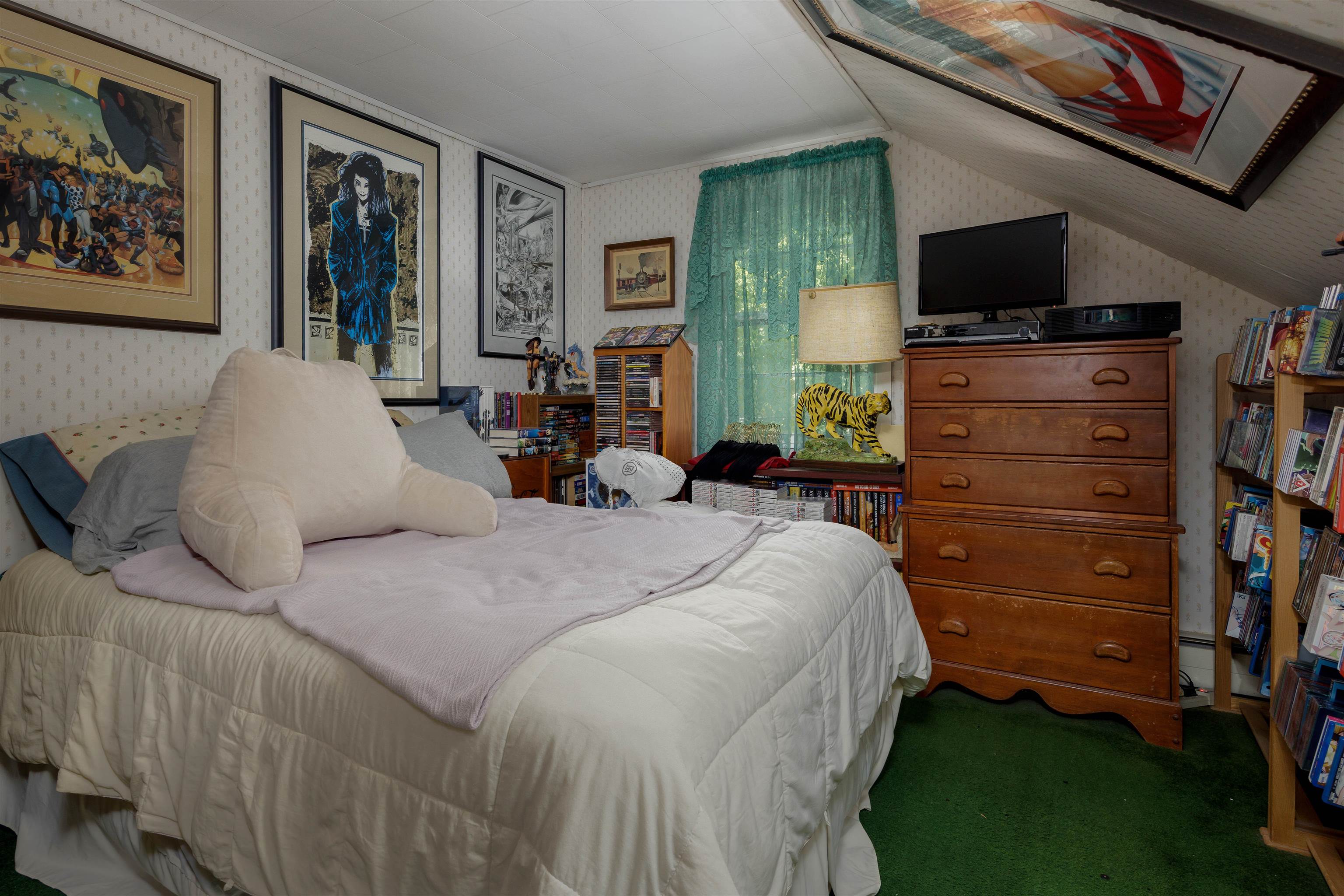 9 Placid Square Property Photo 42