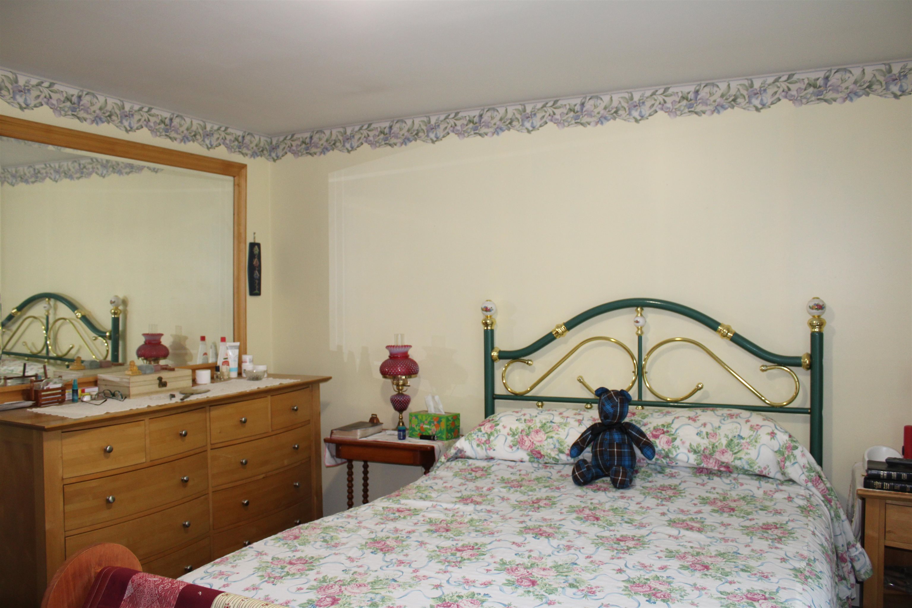 8 Holly Heights Property Photo 13