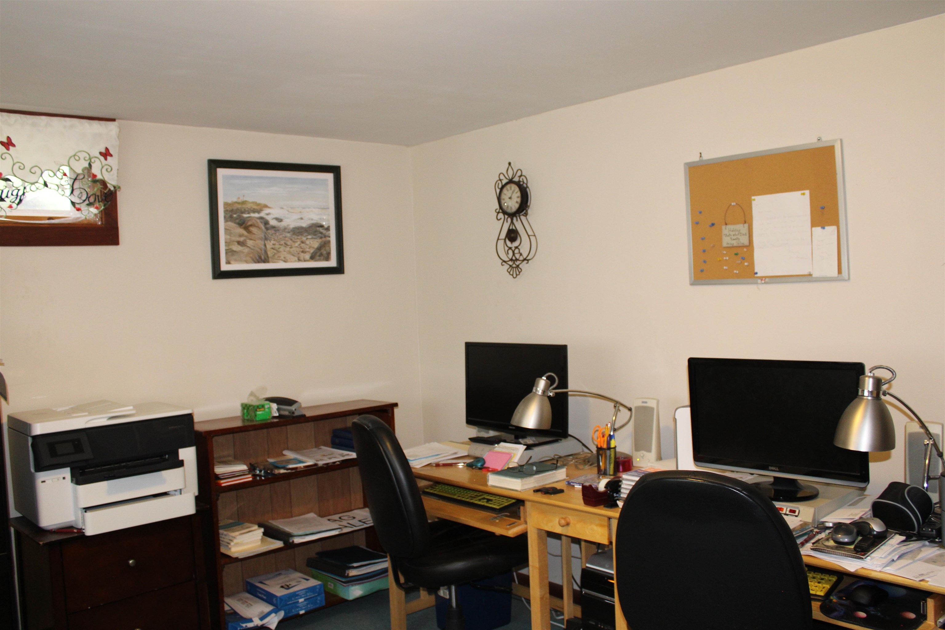 8 Holly Heights Property Photo 25