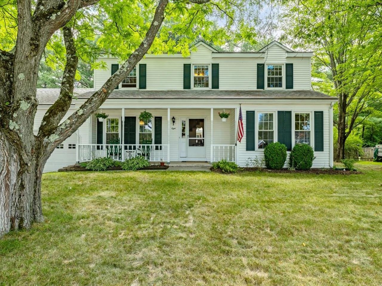 8 Brownell Drive Property Photo 2