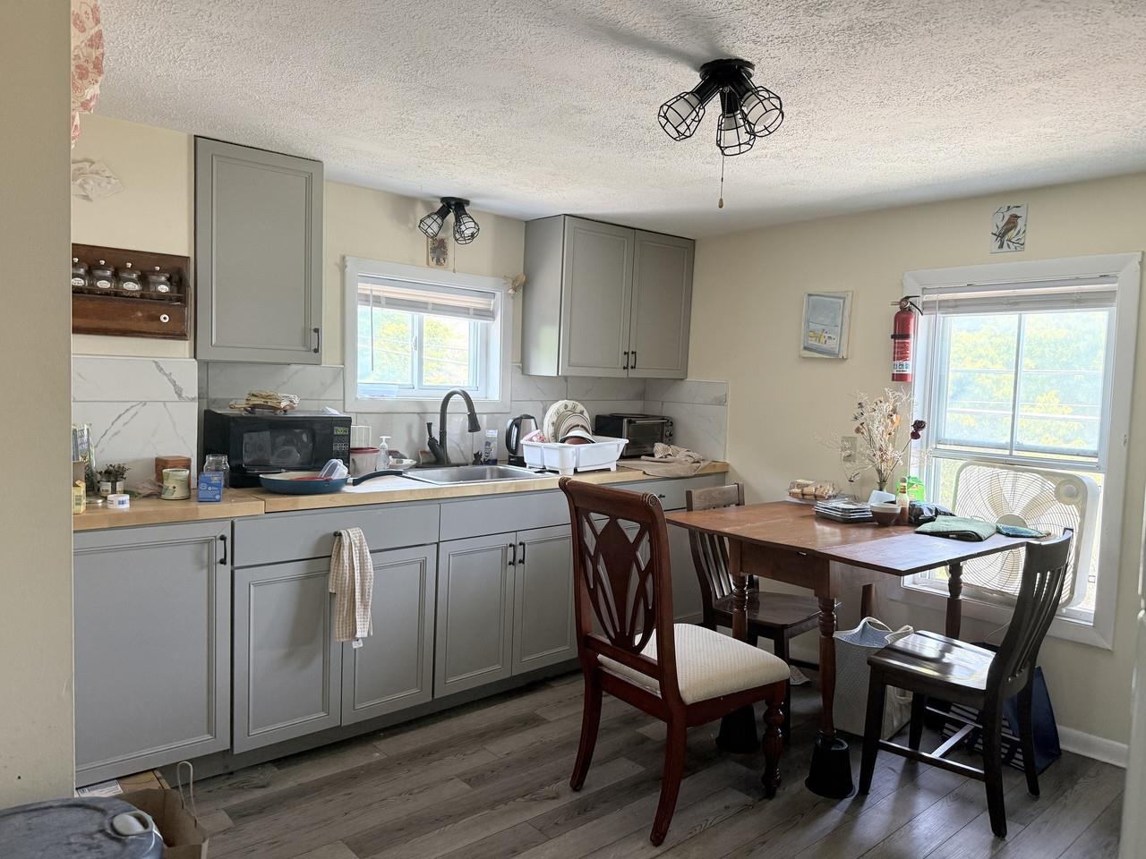87 Spring Street Property Photo 2