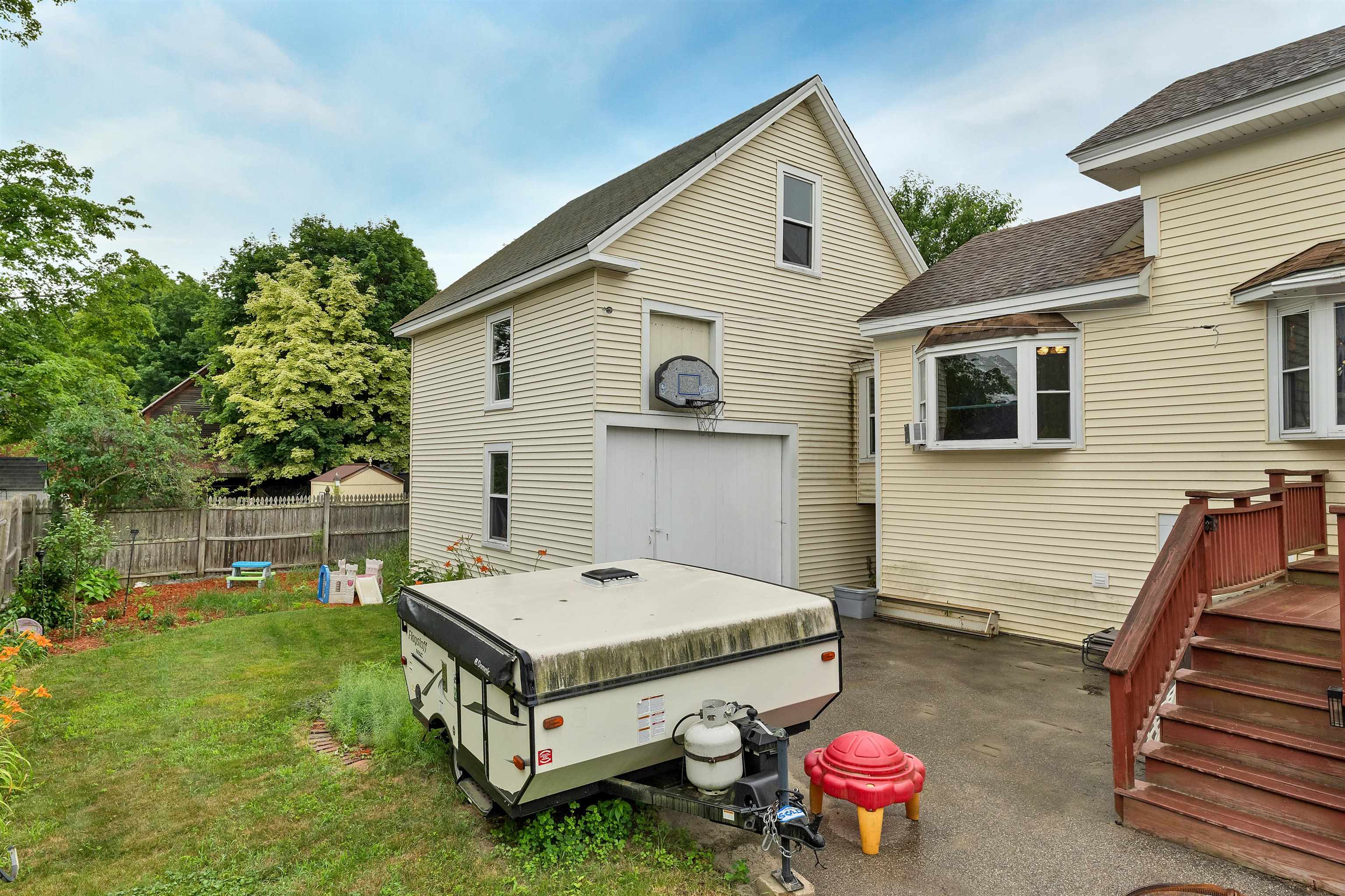 36 Central Street Property Photo 10