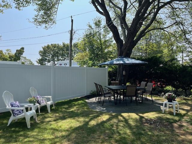 10 Powers Avenue Property Photo 28