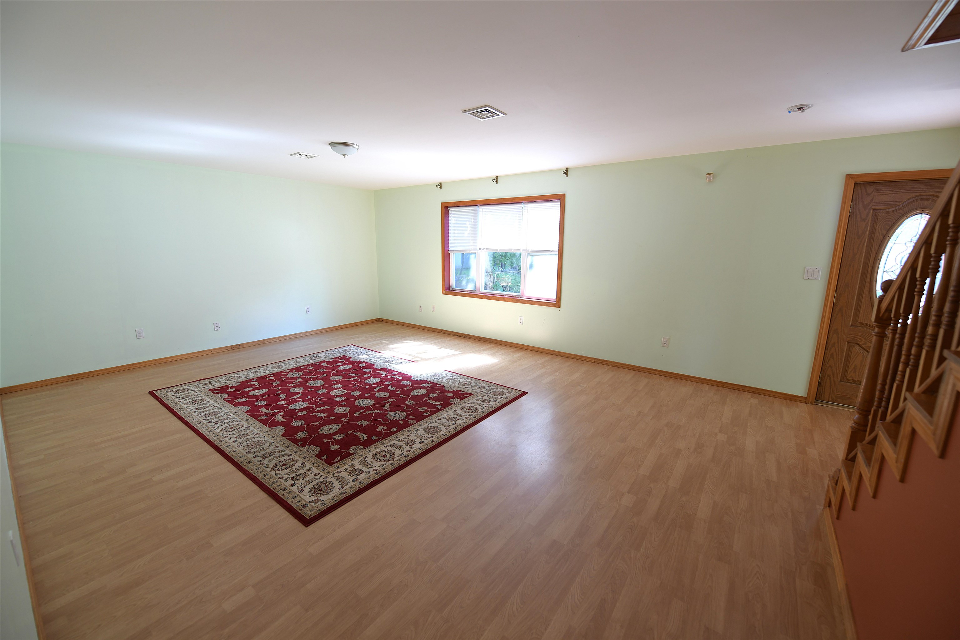 82 Hickok Street Property Photo 5