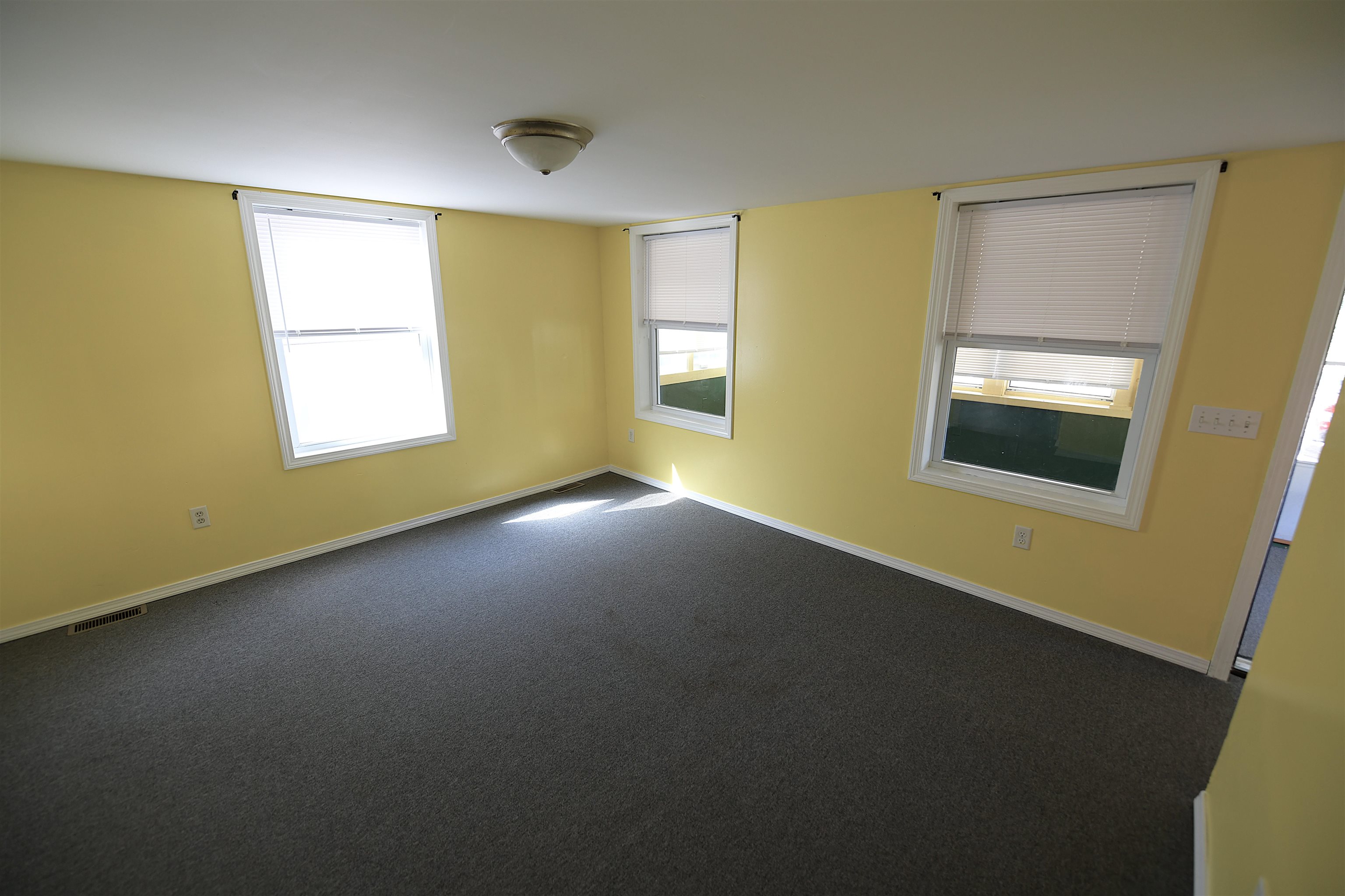 82 Hickok Street Property Photo 22