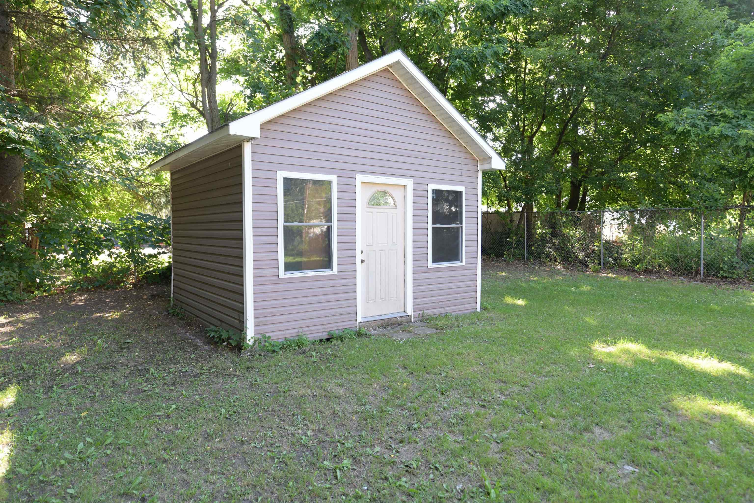 82 Hickok Street Property Photo 34