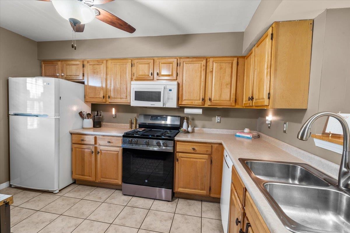 156 Catkin Drive Property Photo 7