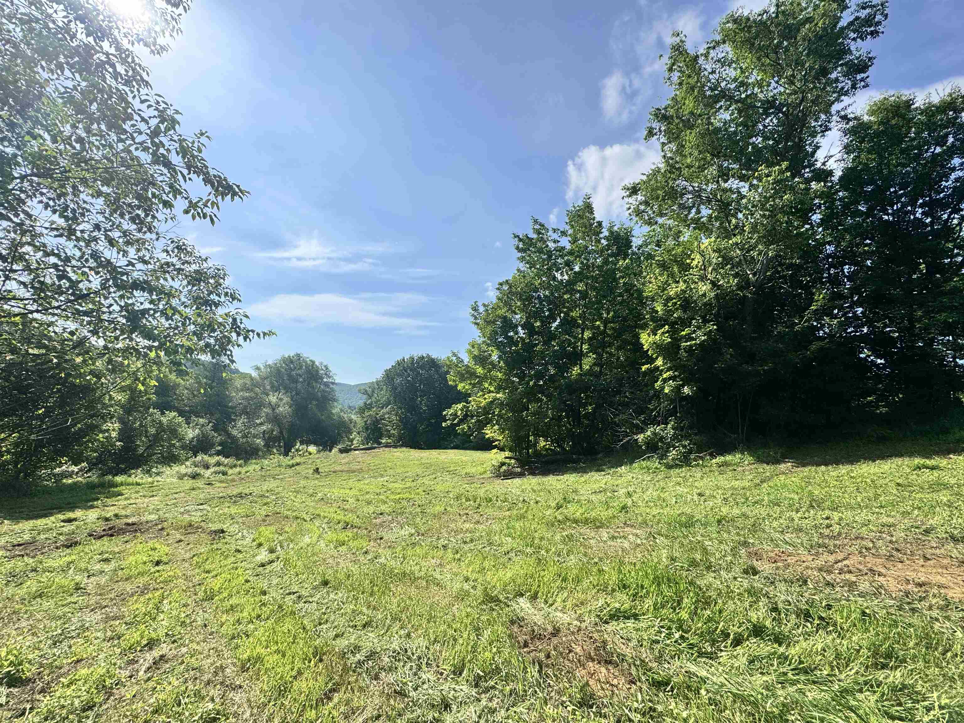 2574 Chelsea Road Property Photo 5