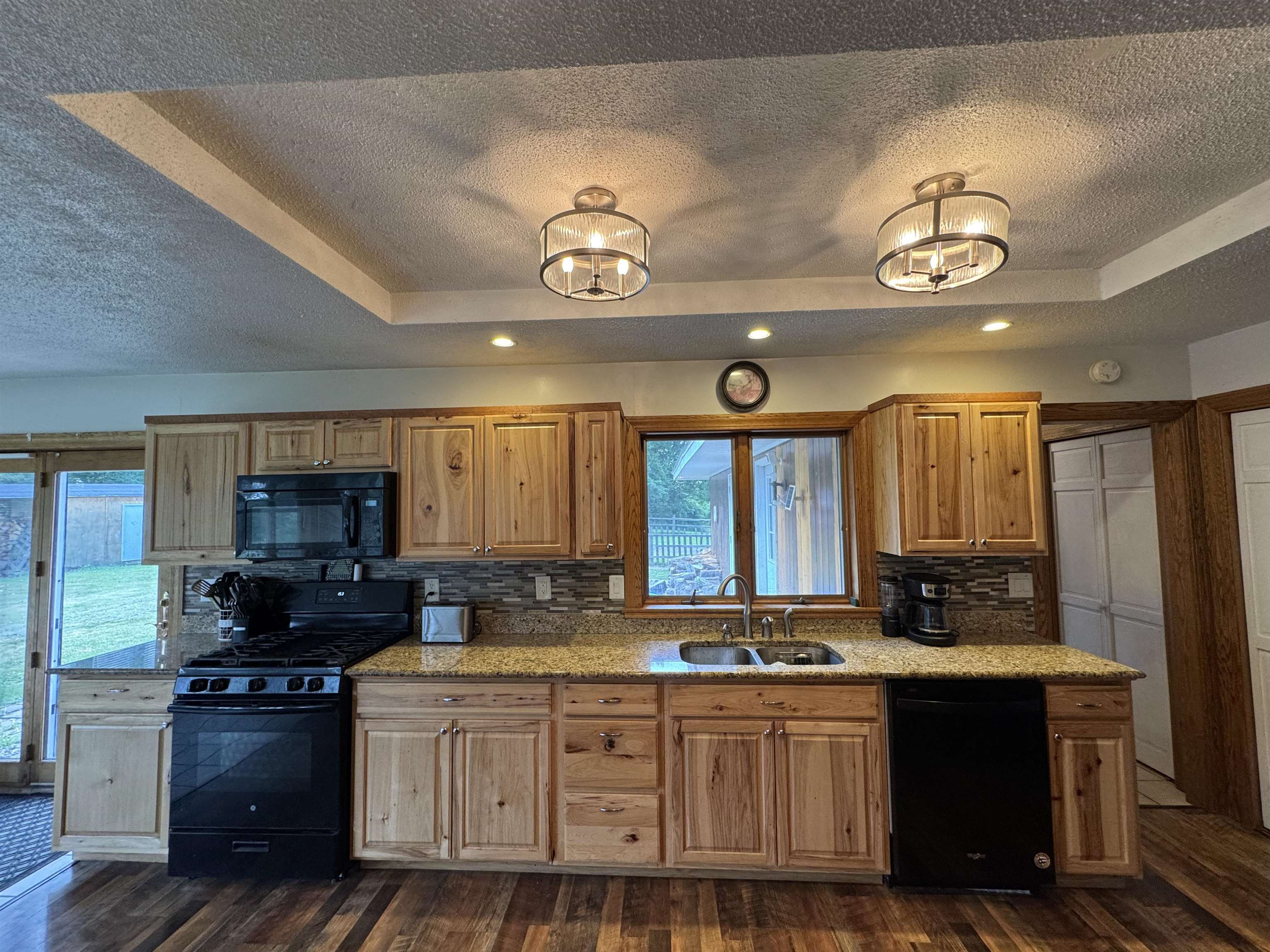 537 Memphremagog Views Property Photo 7