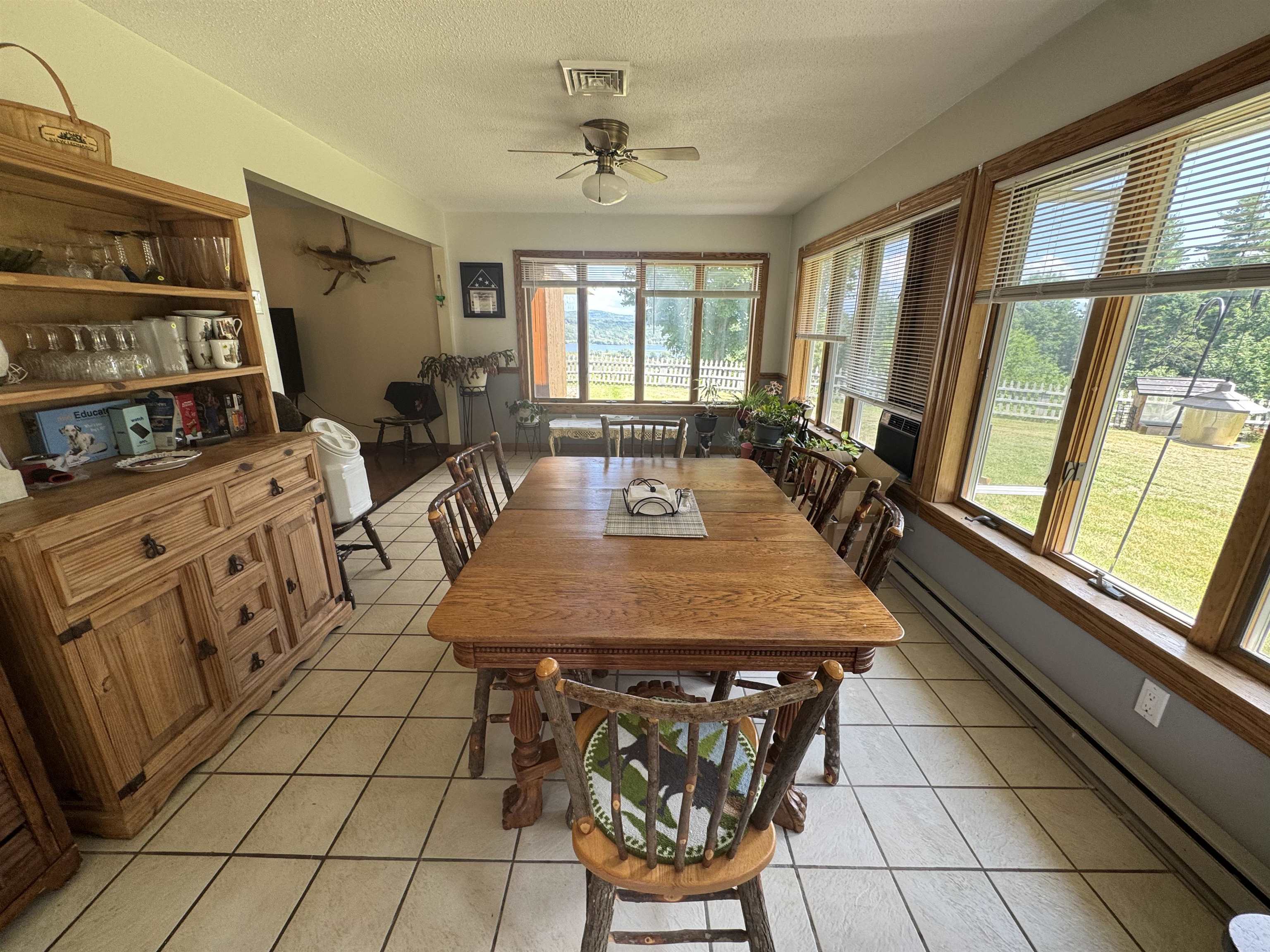 537 Memphremagog Views Property Photo 11