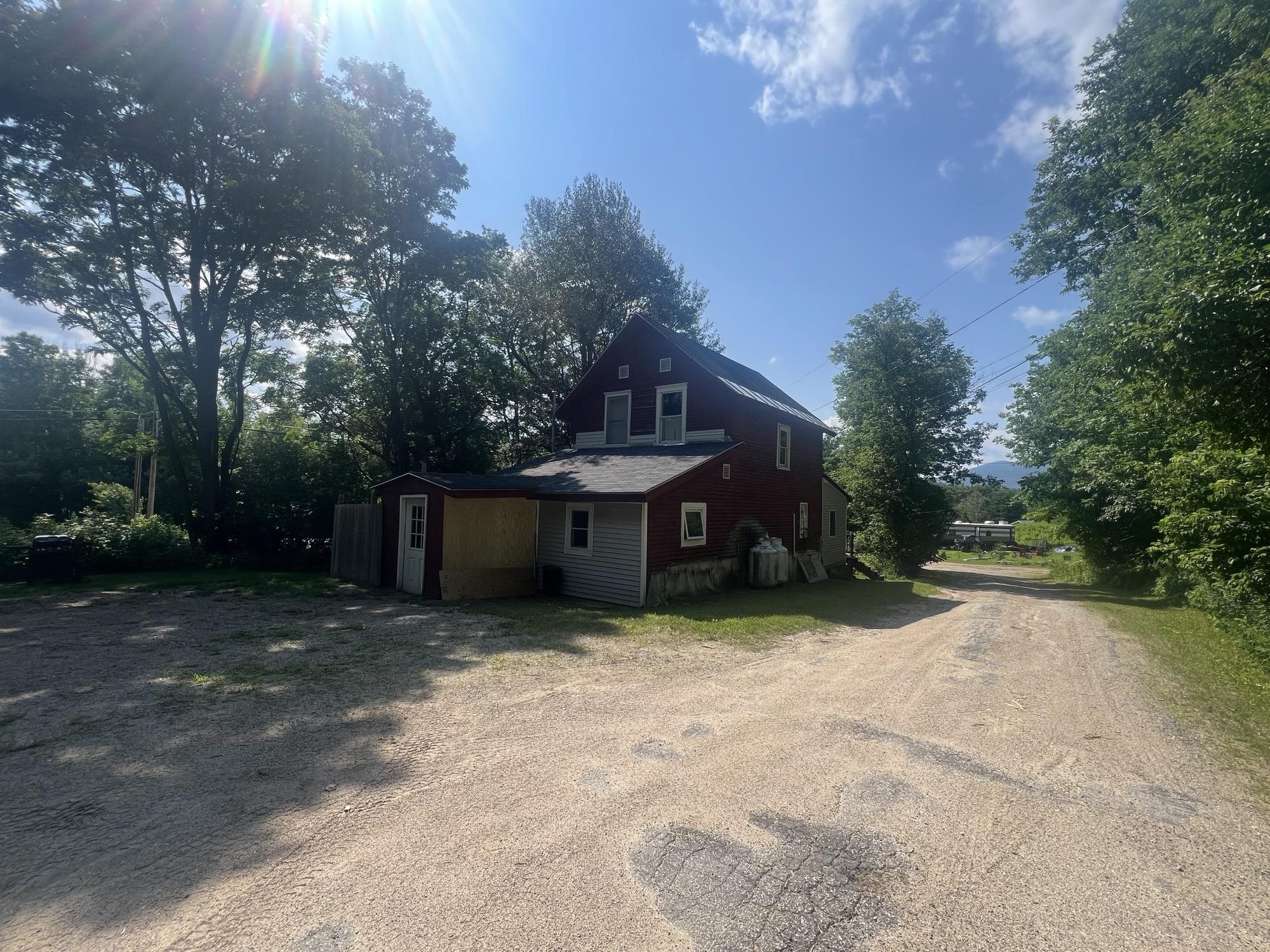 14 Railroad Street Property Photo 5