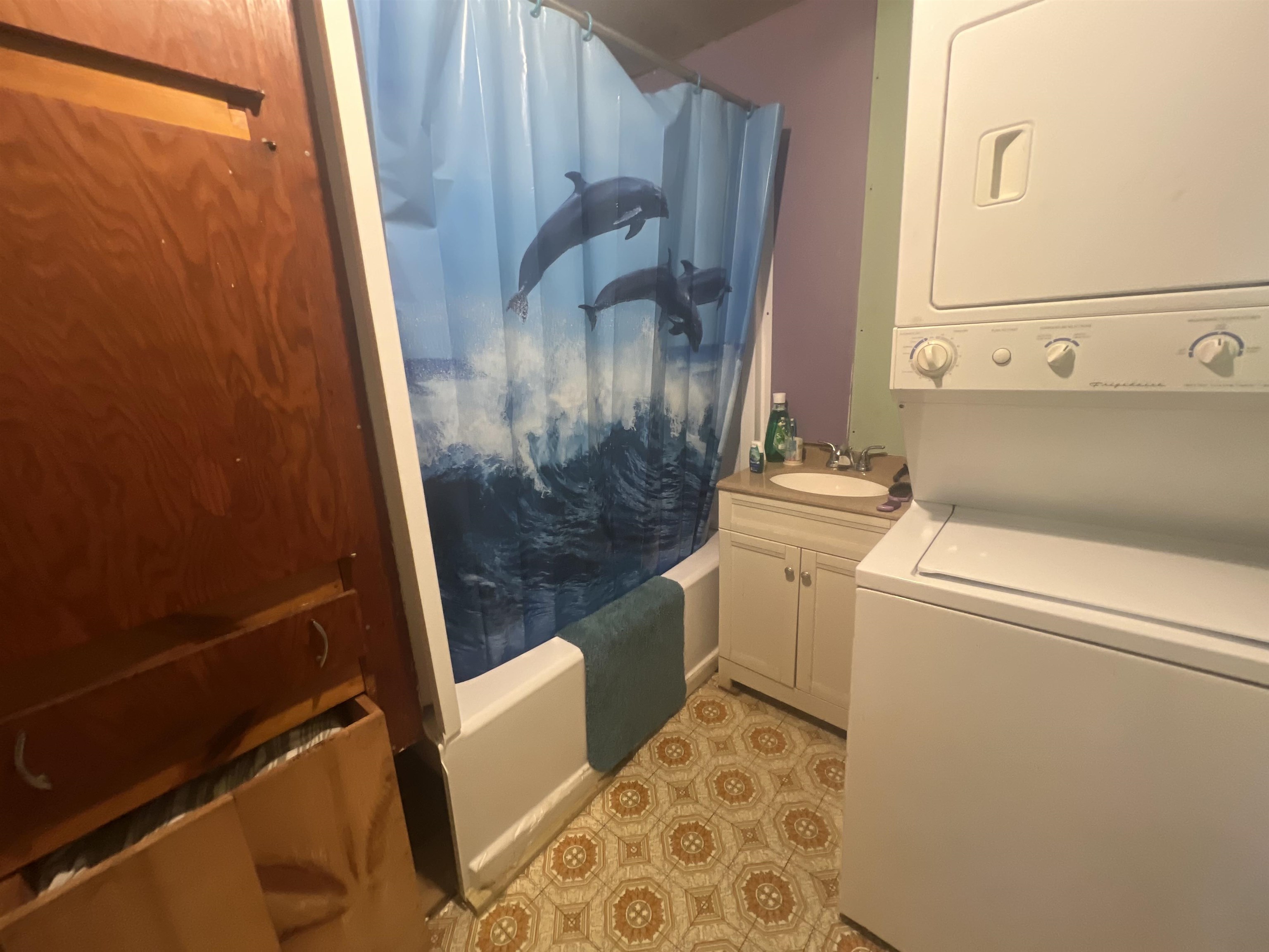 14 Railroad Street Property Photo 22