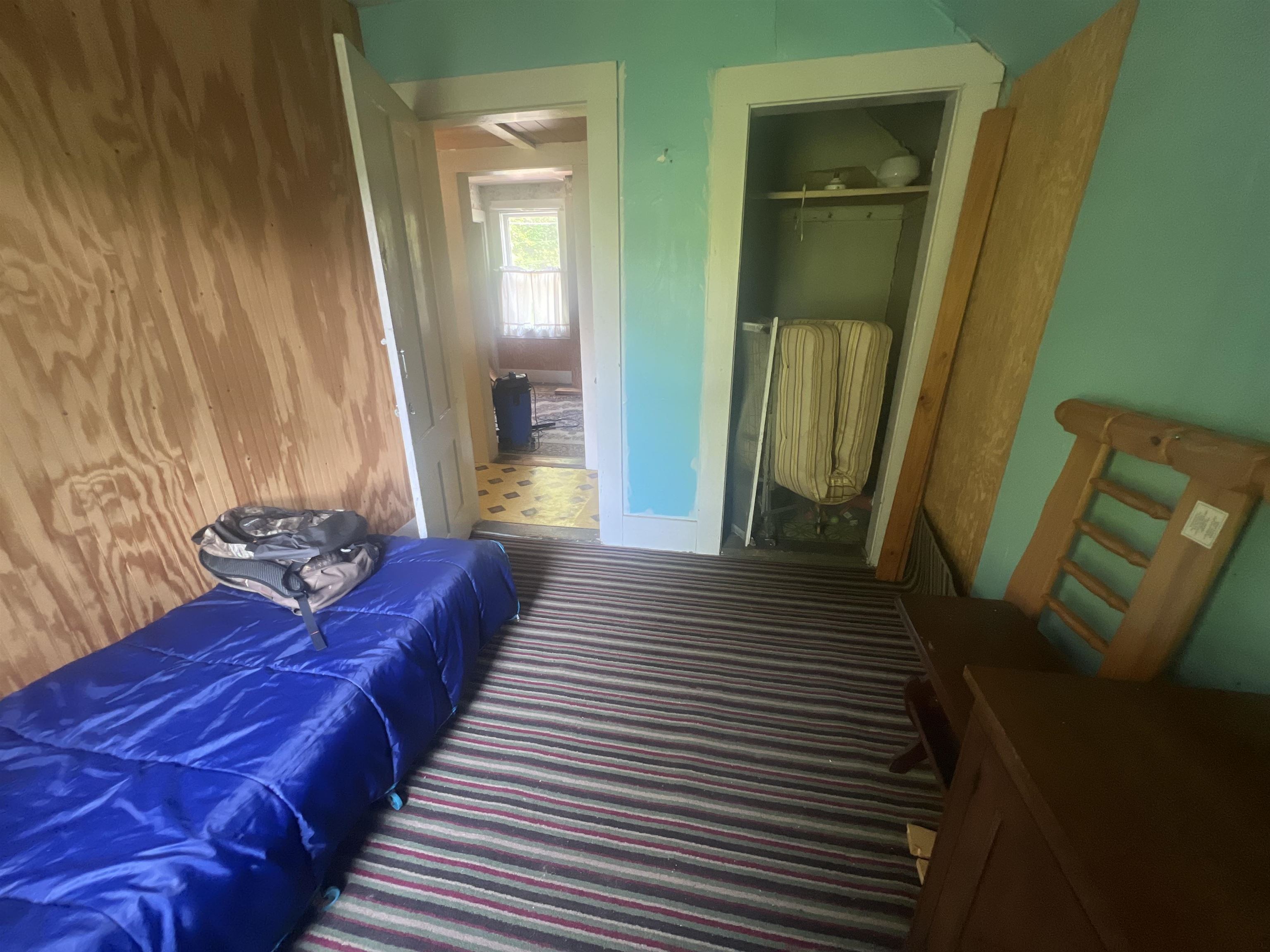 14 Railroad Street Property Photo 28