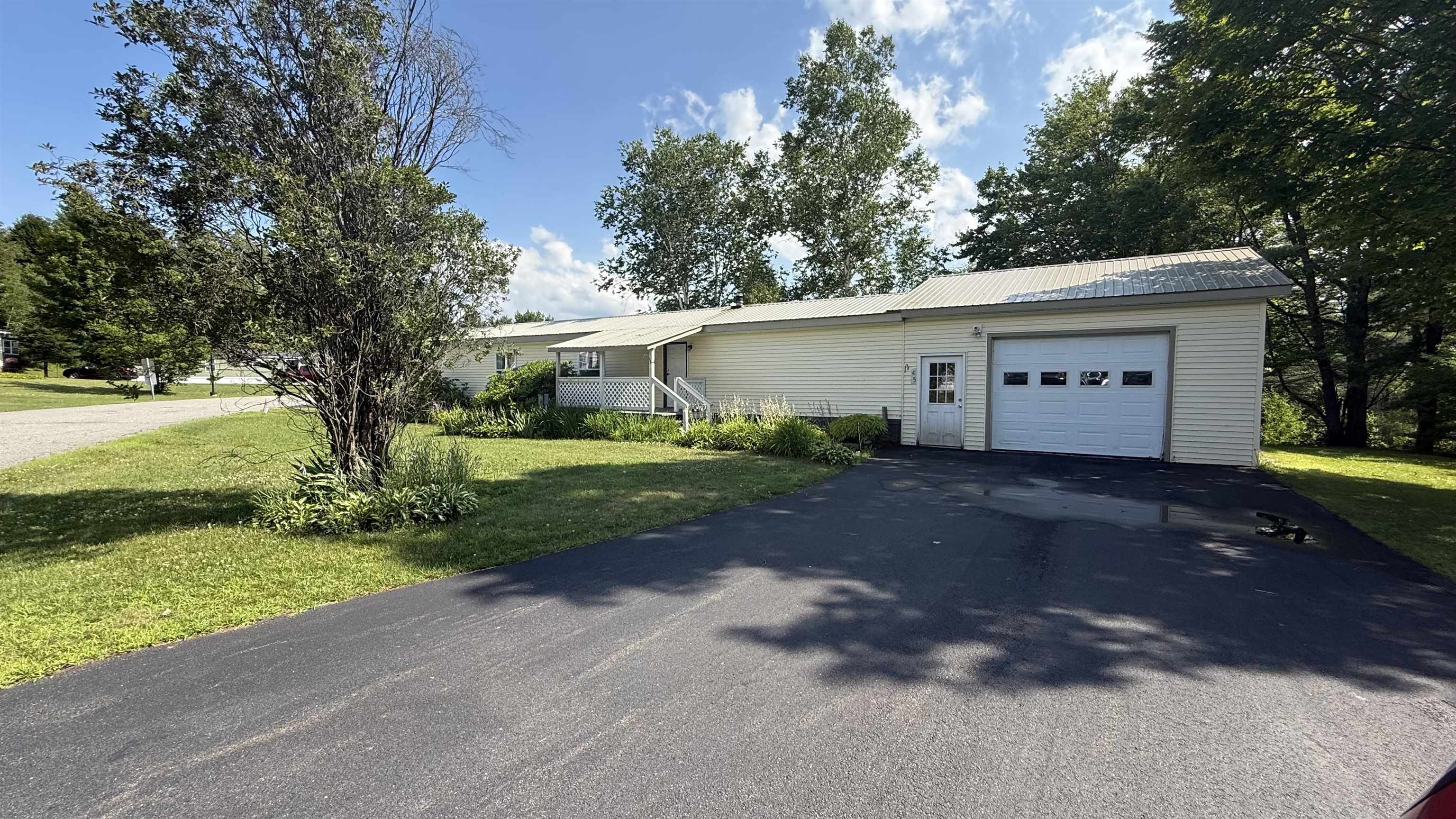 45 Oakwood Drive Property Photo 2