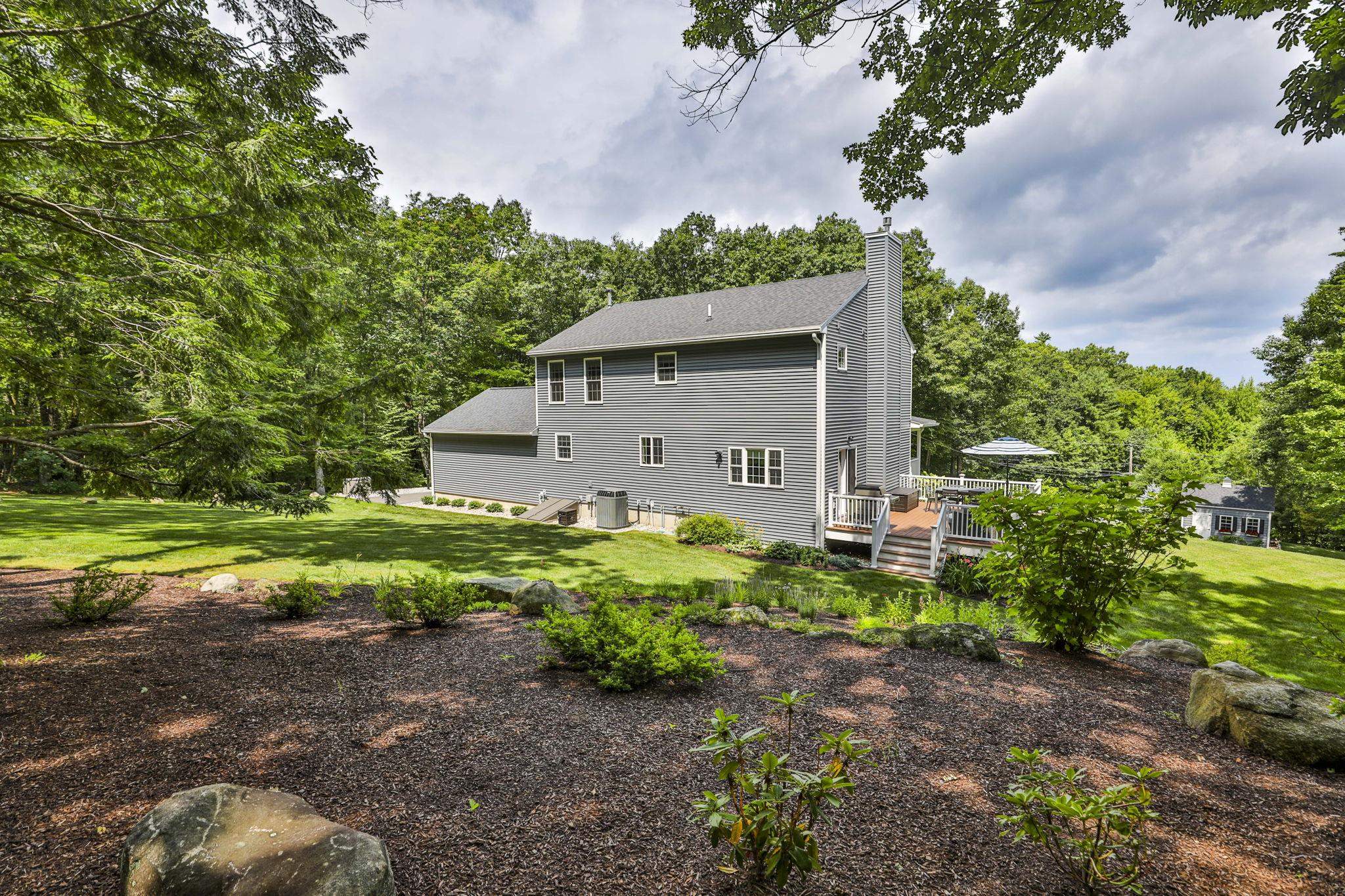 10 Mosher Drive Property Photo 8