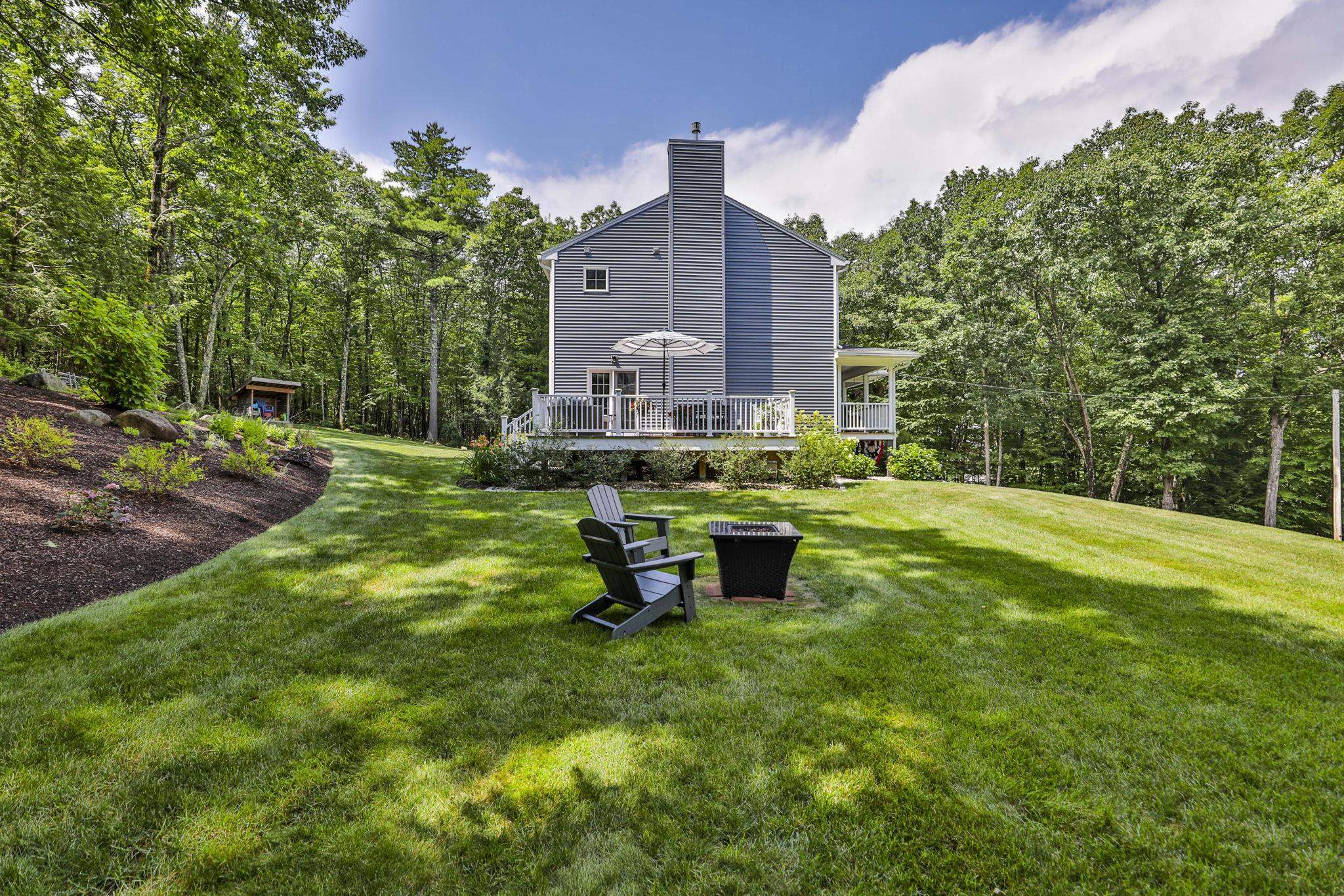 10 Mosher Drive Property Photo 16