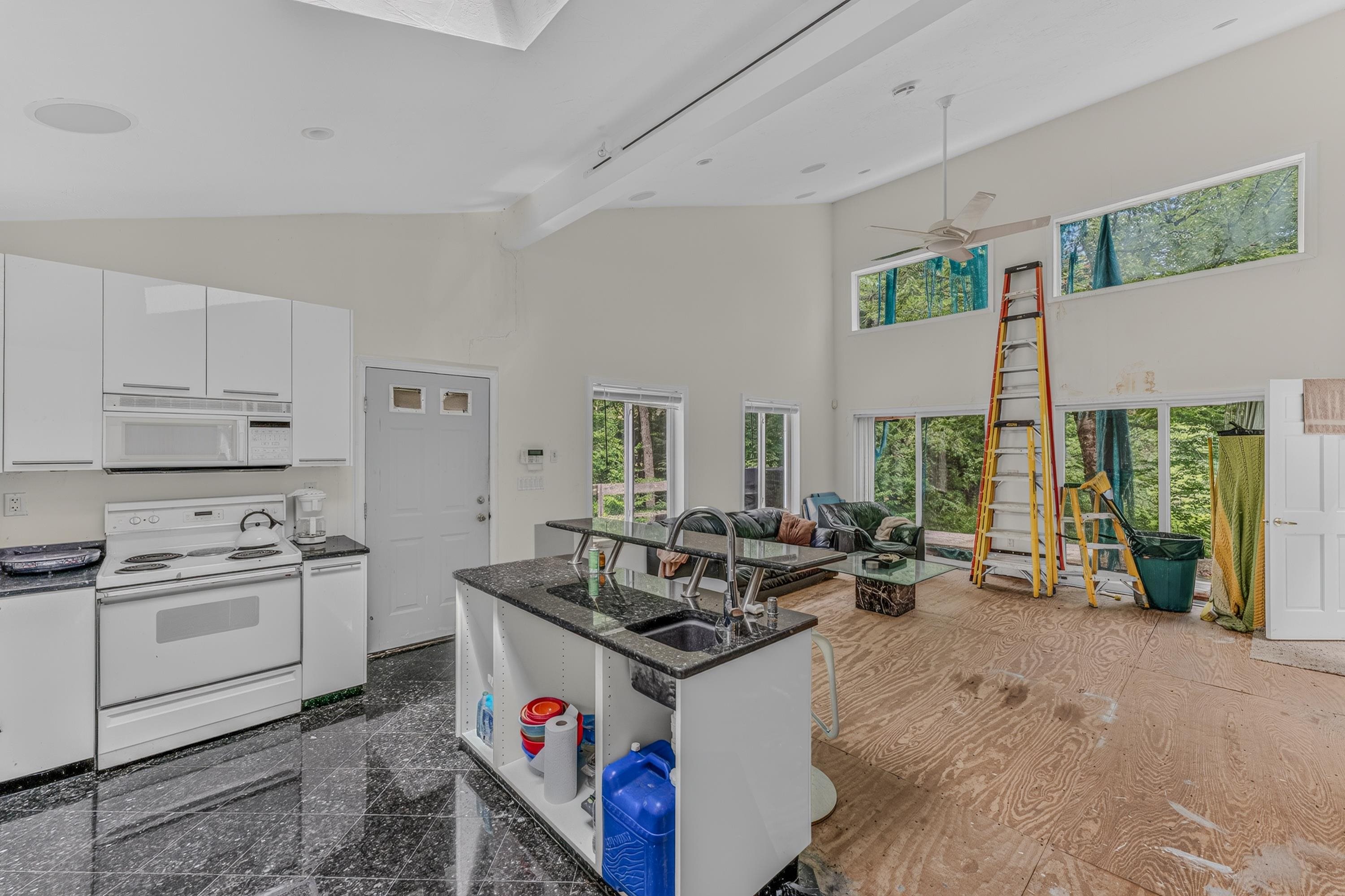 105 Beaver Pond Road Property Photo 10