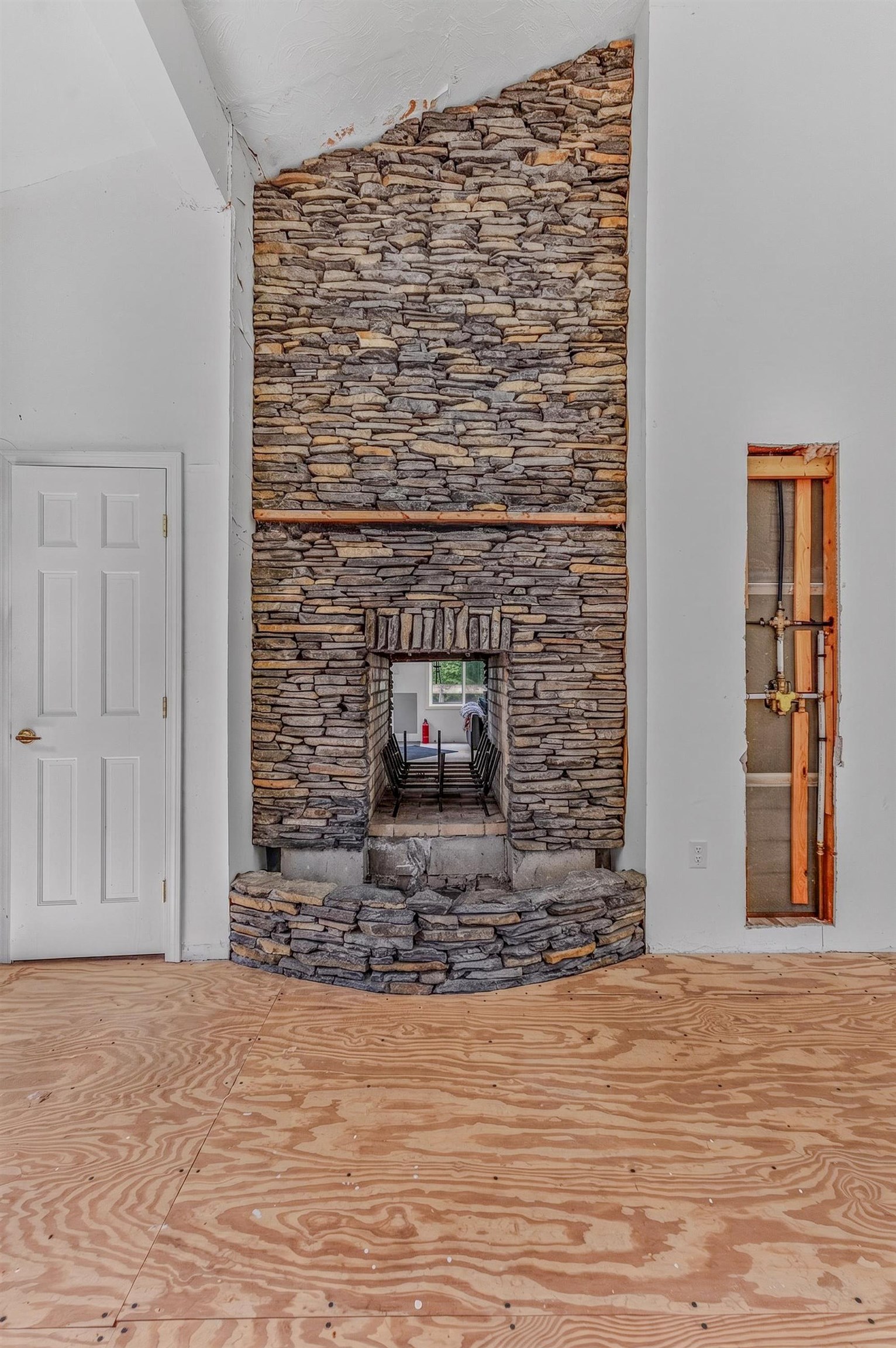 105 Beaver Pond Road Property Photo 19