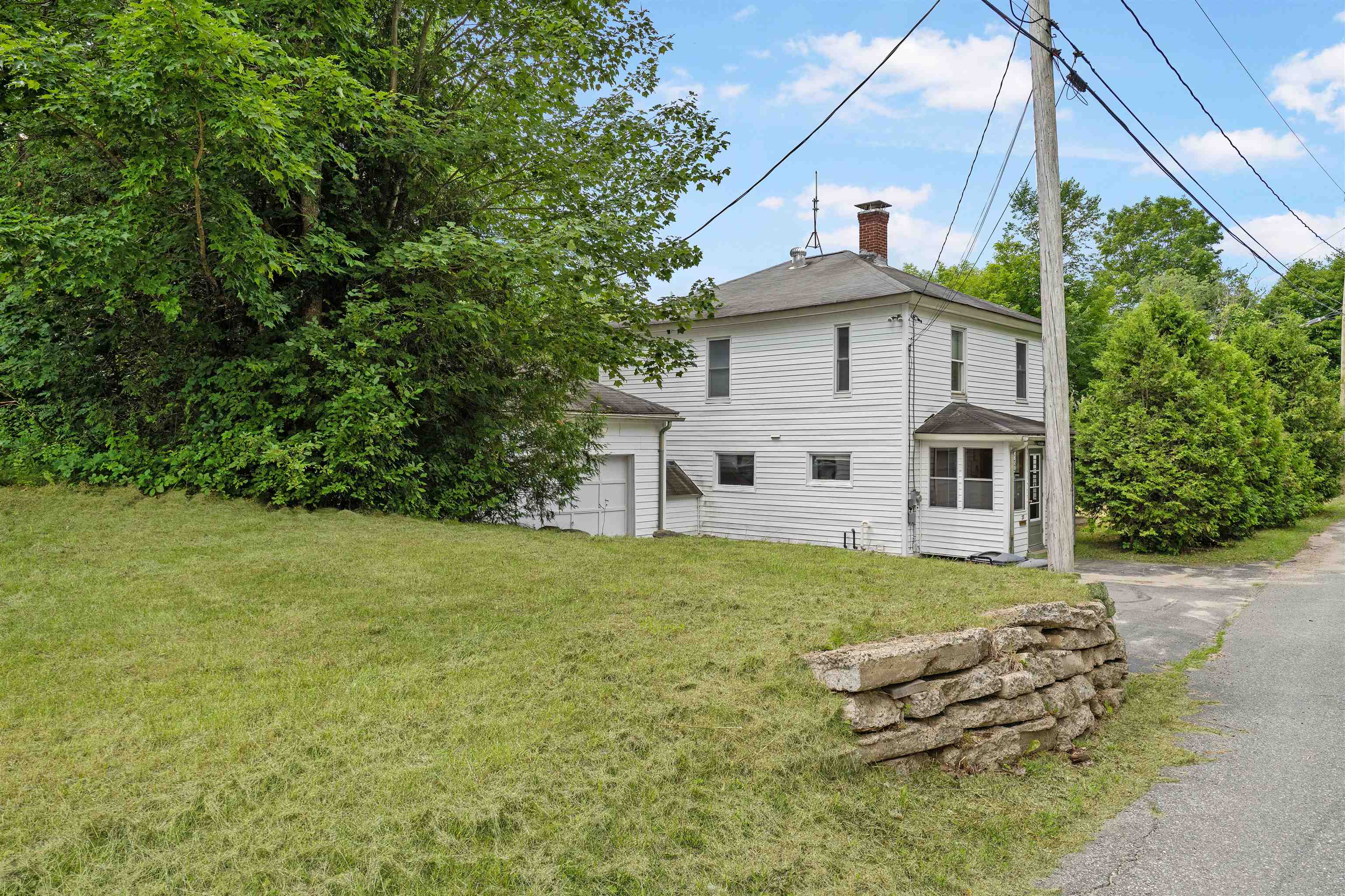 27 Hillside Avenue Property Photo 5