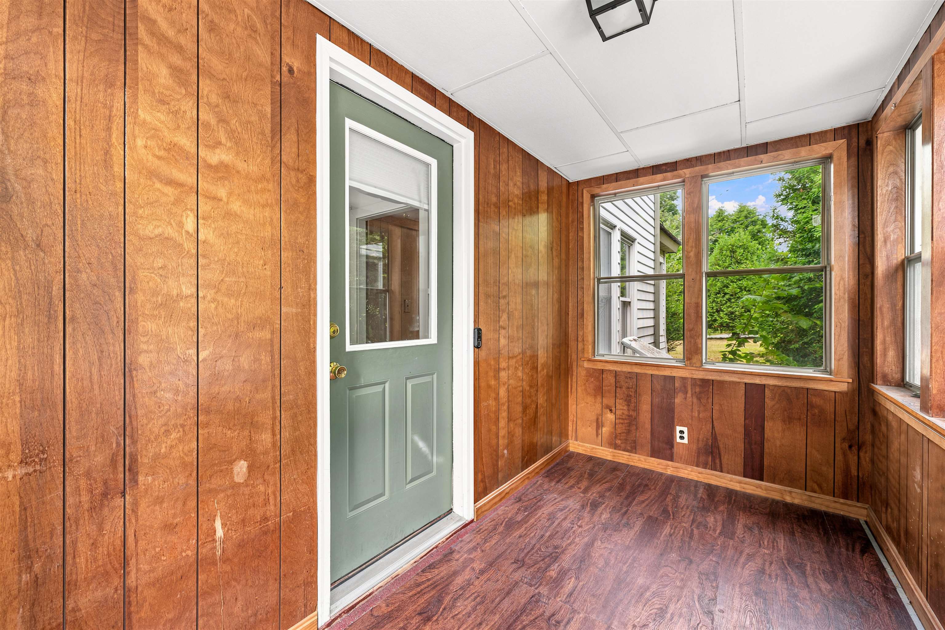 27 Hillside Avenue Property Photo 6