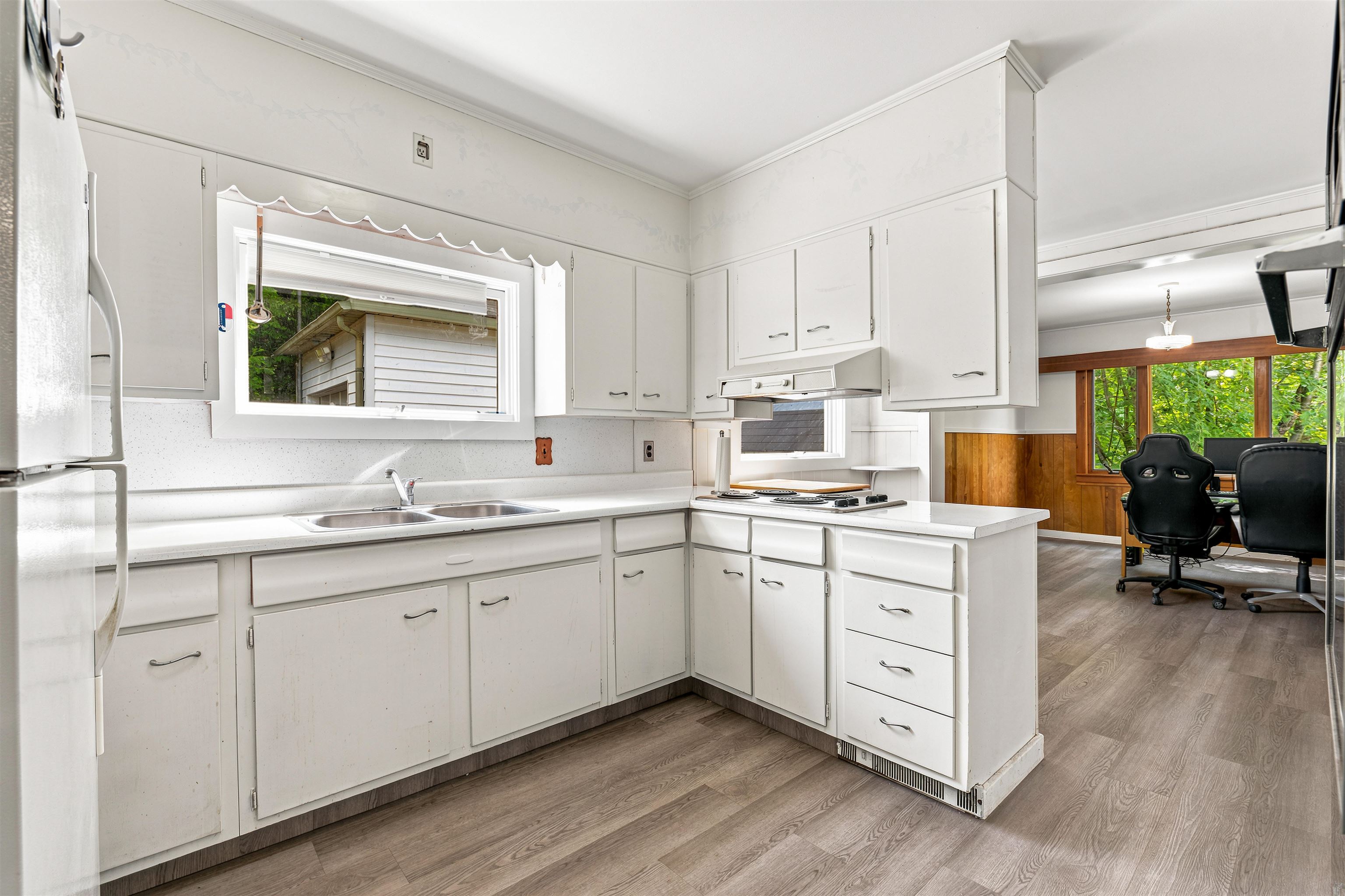 27 Hillside Avenue Property Photo 7